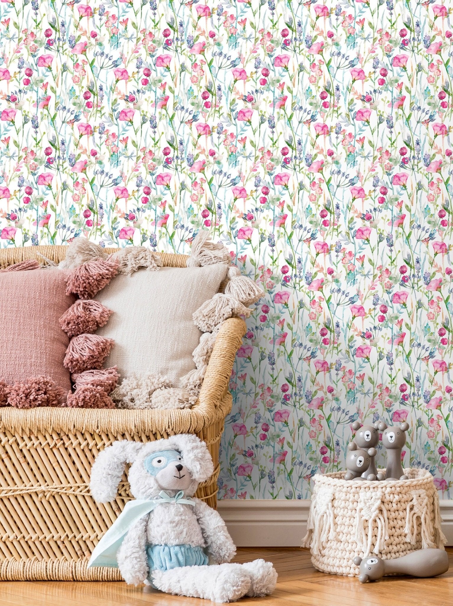 Floral Elegance Wallpaper - C800 - WallTrend