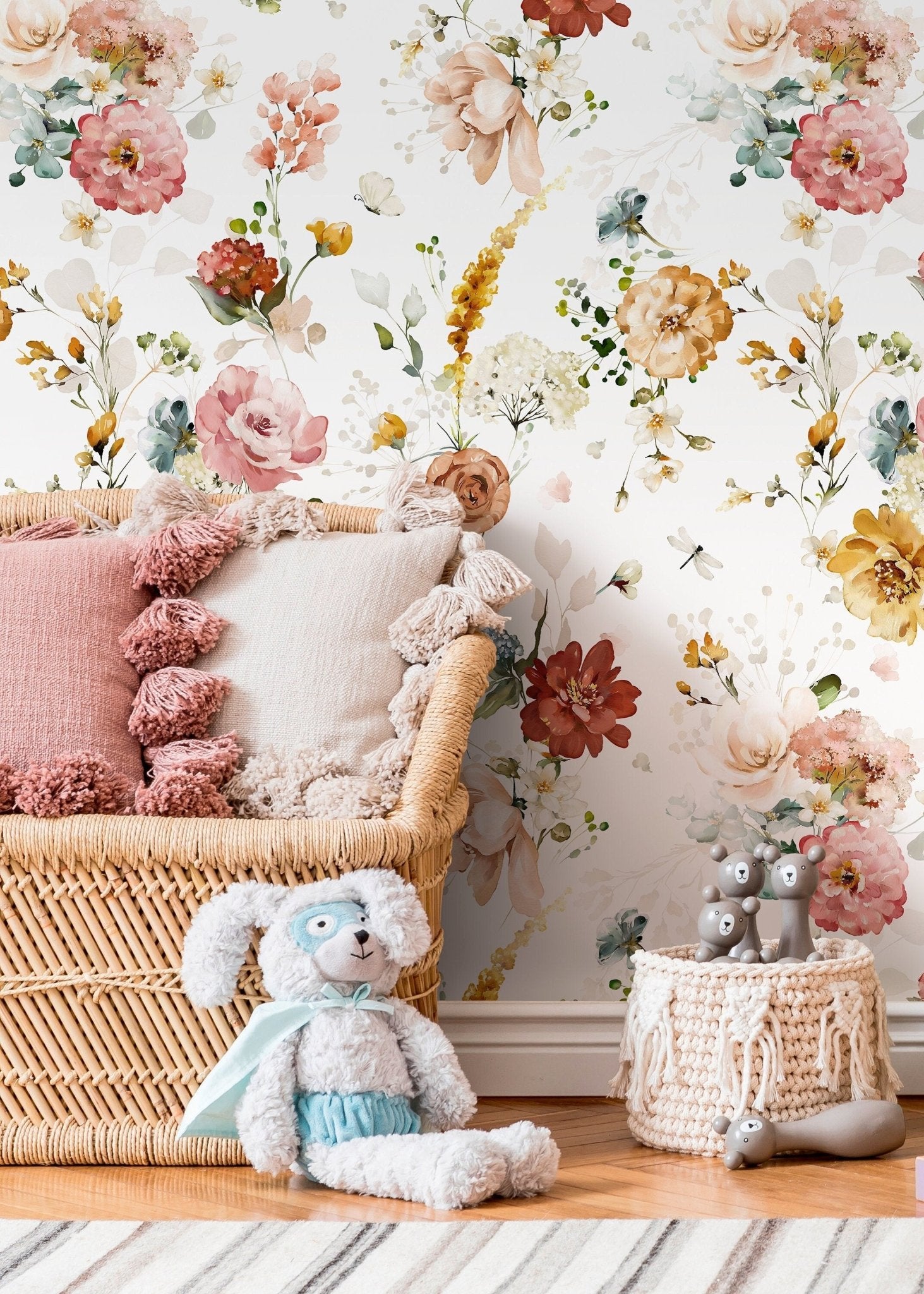 Floral Elegance Wallpaper - D022 - WallTrend