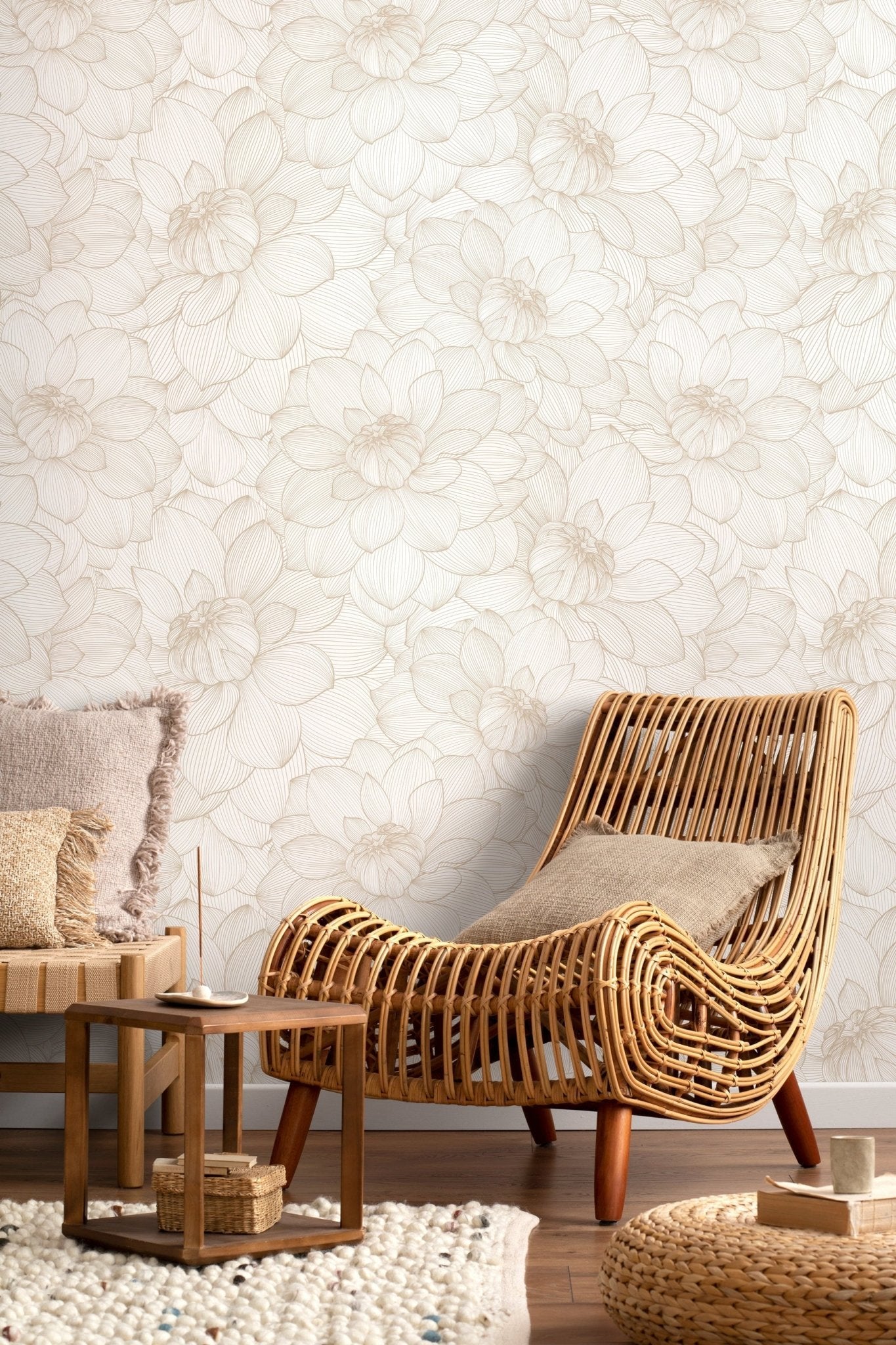 Floral Elegance Wallpaper - D144 - WallTrend