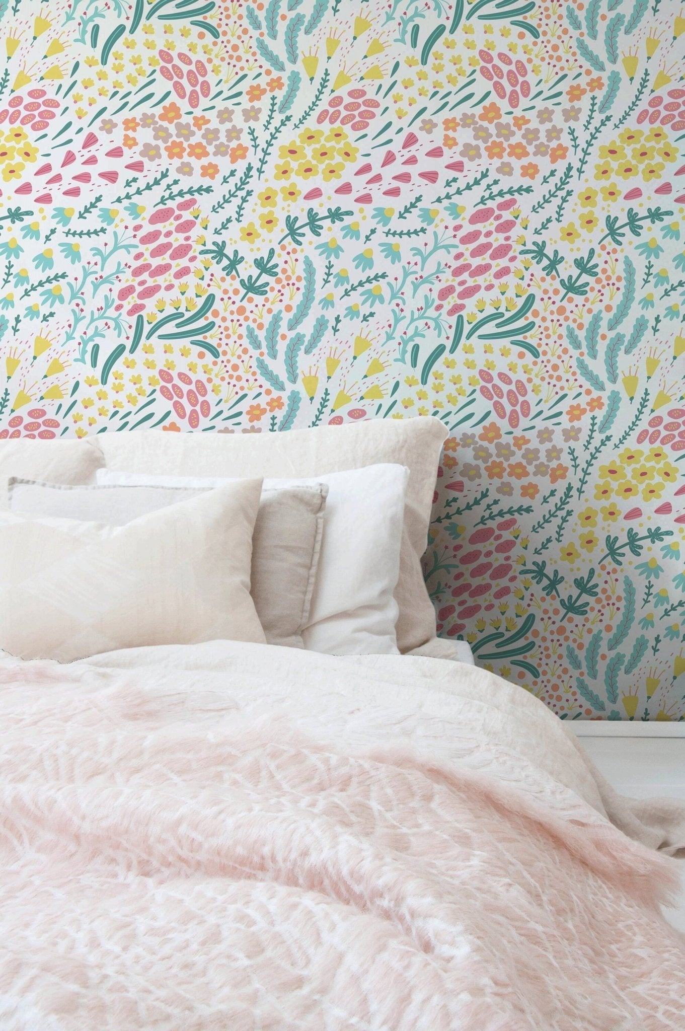 Floral Meadow Wallpaper - B586 - WallTrend