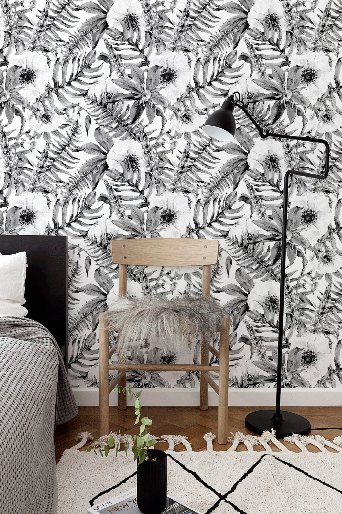 Floral Monochrome Elegance Wallpaper - B617 - WallTrend