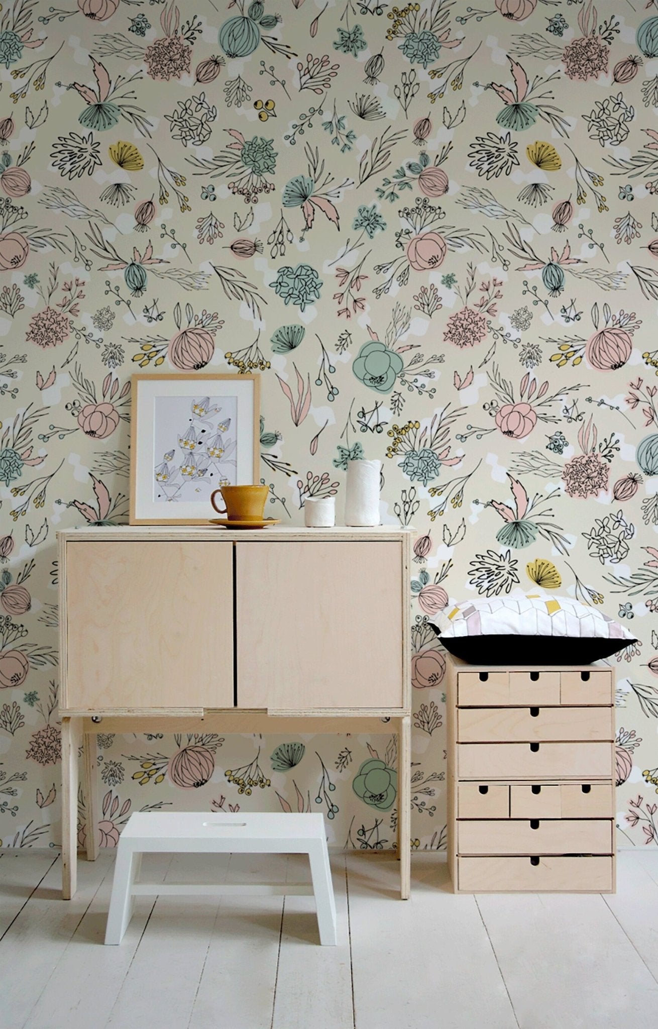 Floral Sketch Art Wallpaper - A677 - WallTrend