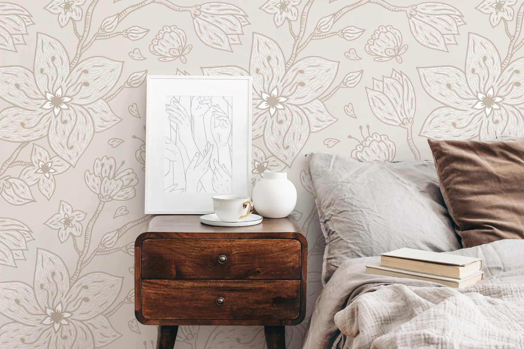 Floral Sketch Elegance Wallpaper - C983 - WallTrend