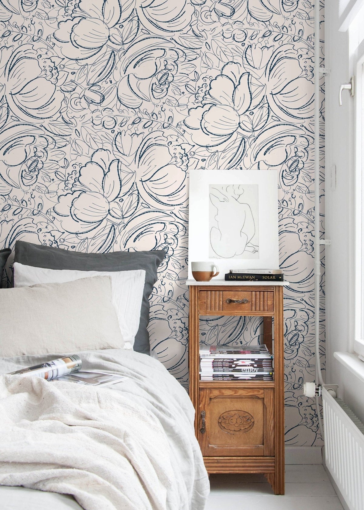 Floral Sketch Elegance Wallpaper - D054 - WallTrend