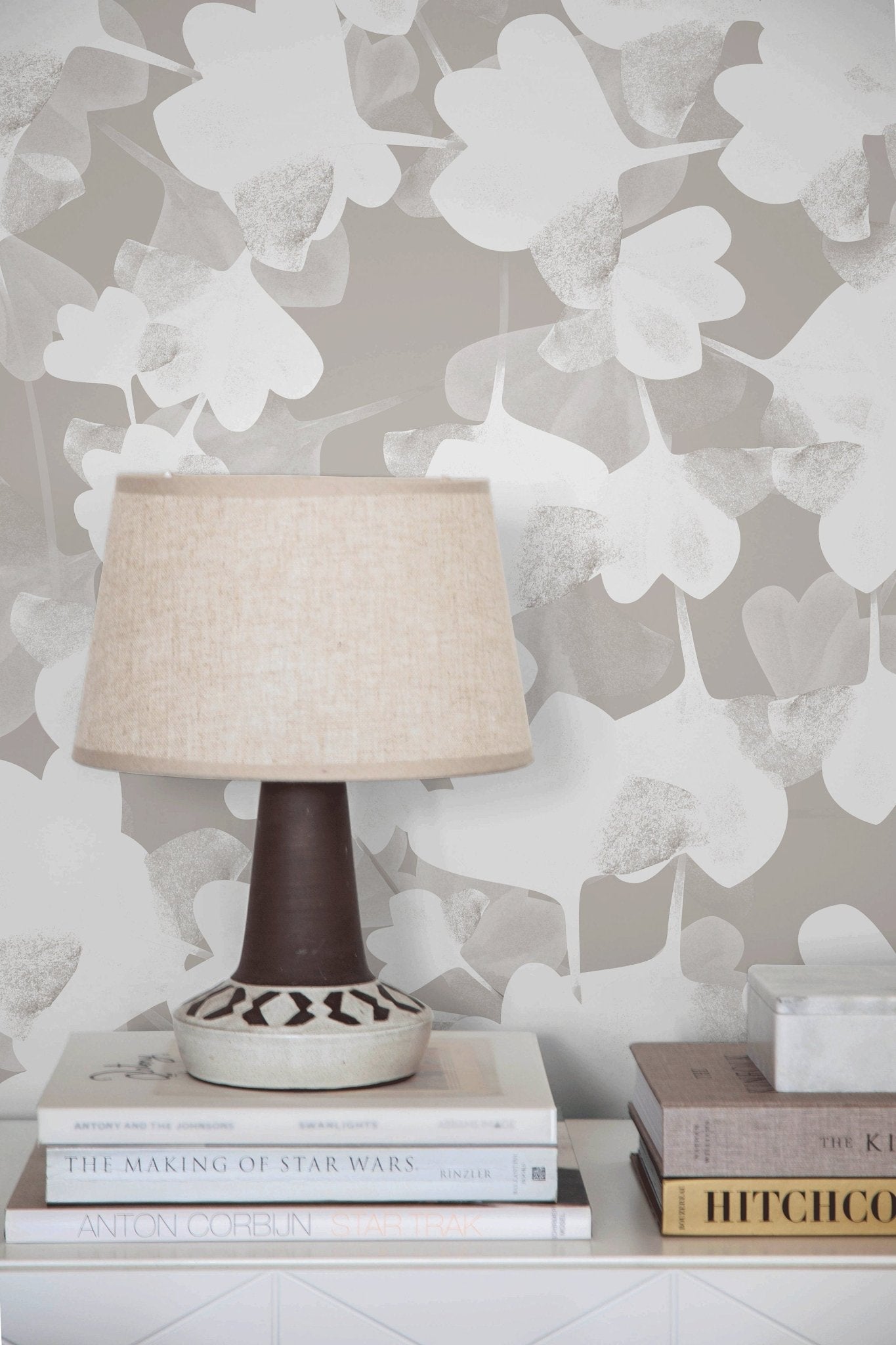 Gentle Floral Cascade Wallpaper - X017 - WallTrend