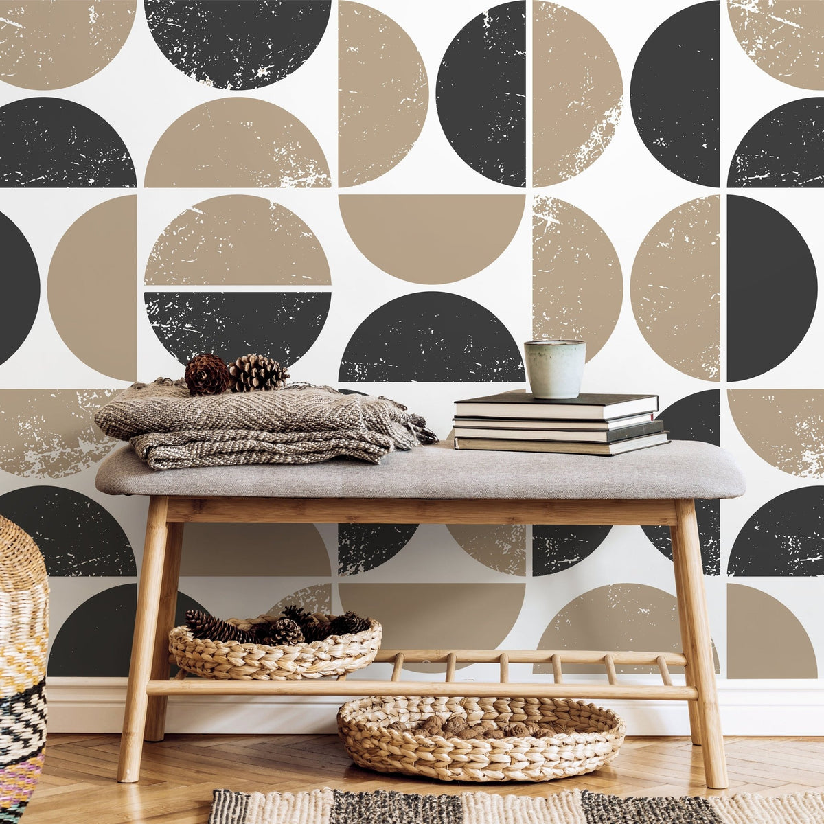 Geometric Abstract Circles Wallpaper - C028 - WallTrend