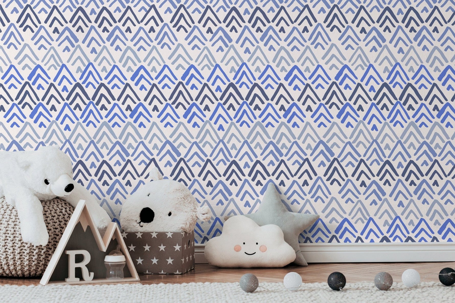 Geometric Arrowhead Wallpaper - B359 - WallTrend