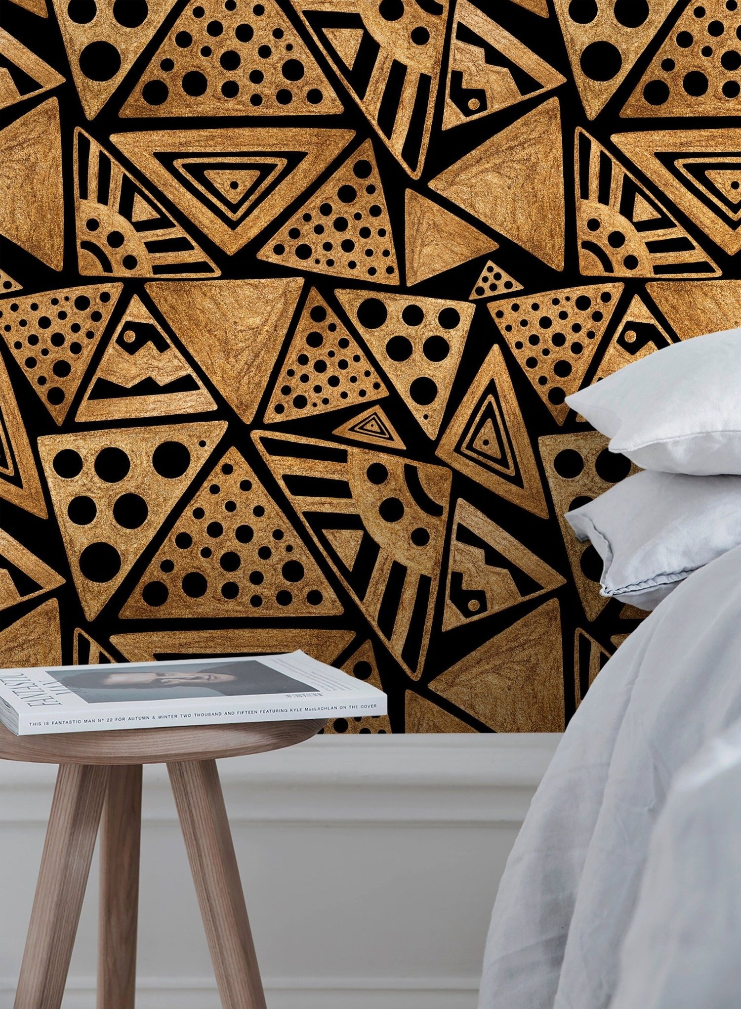 Geometric Gold Luxe Wallpaper - C341 - WallTrend