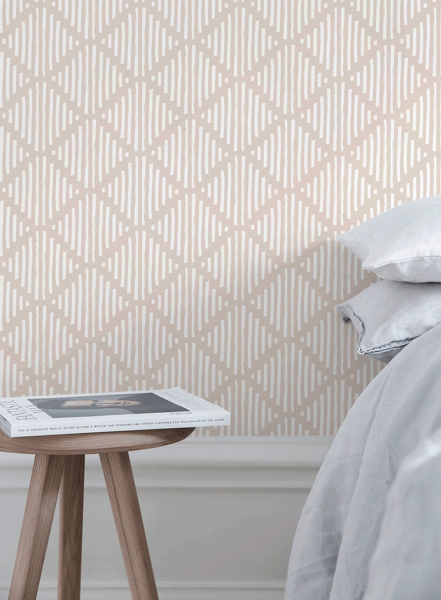 Geometric Lines Cream Wallpaper - B946 - WallTrend