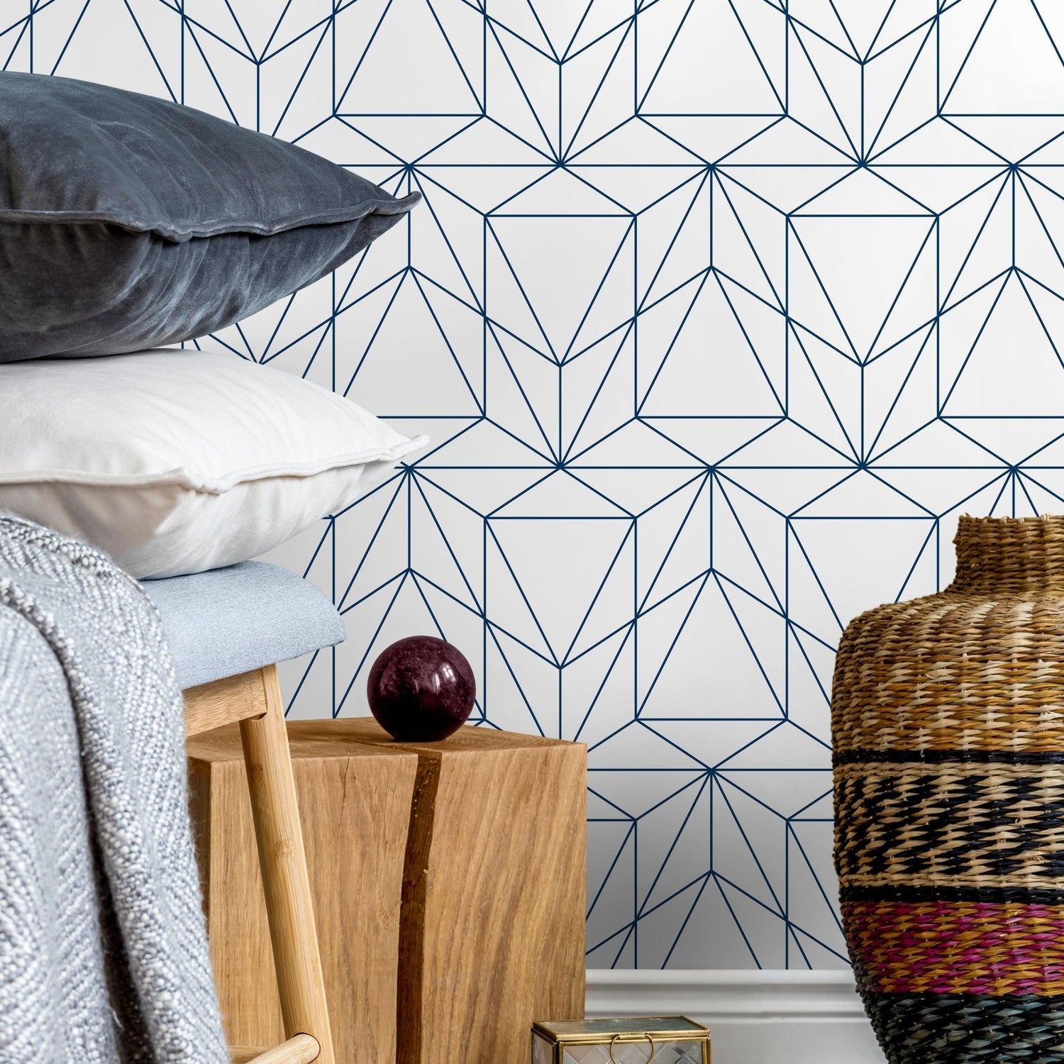 Geometric Lines Wallpaper - A511 - WallTrend