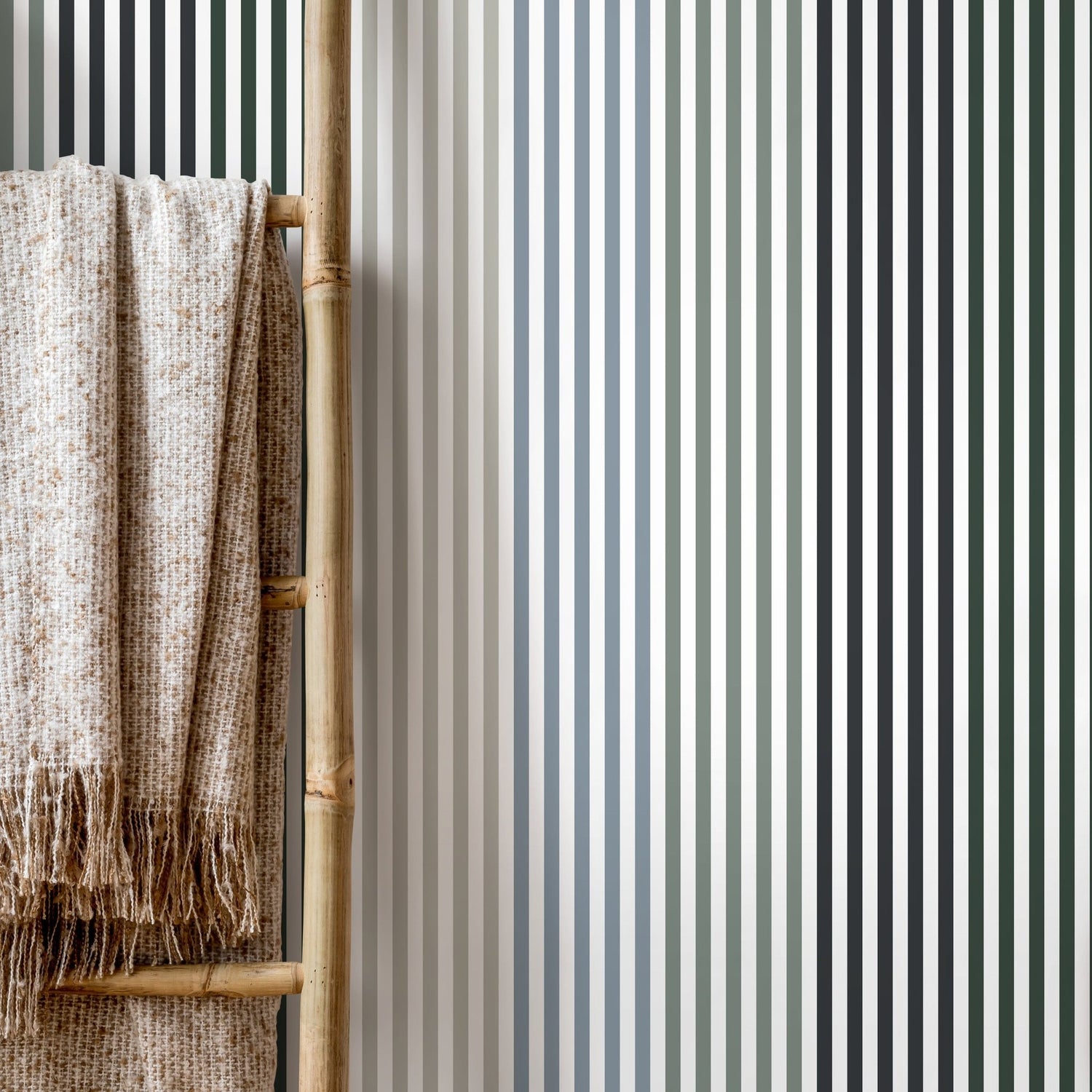 Geometric Striped Wallpaper Modern Wallpaper Peel and Stick and Traditional Wallpaper - D756 - WallTrend