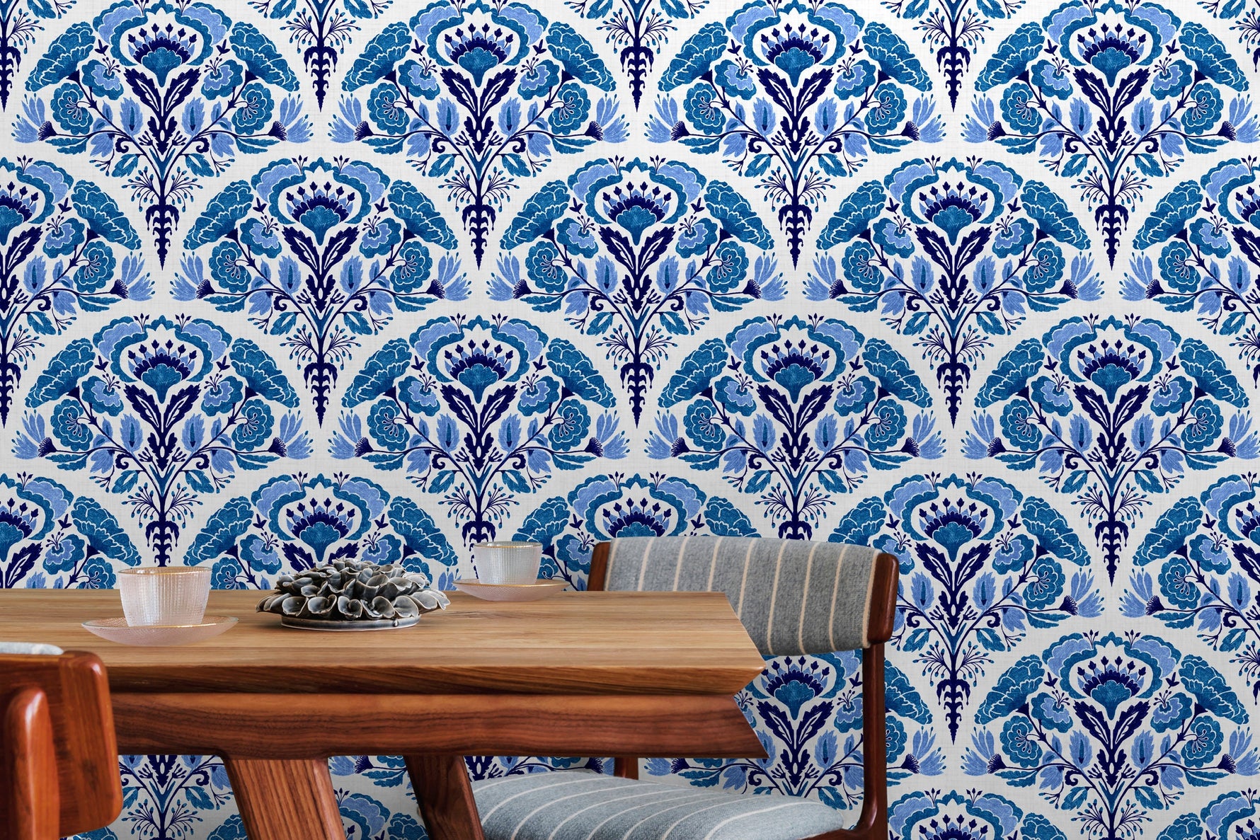 Elegant Floral Symmetry Wallpaper - C236