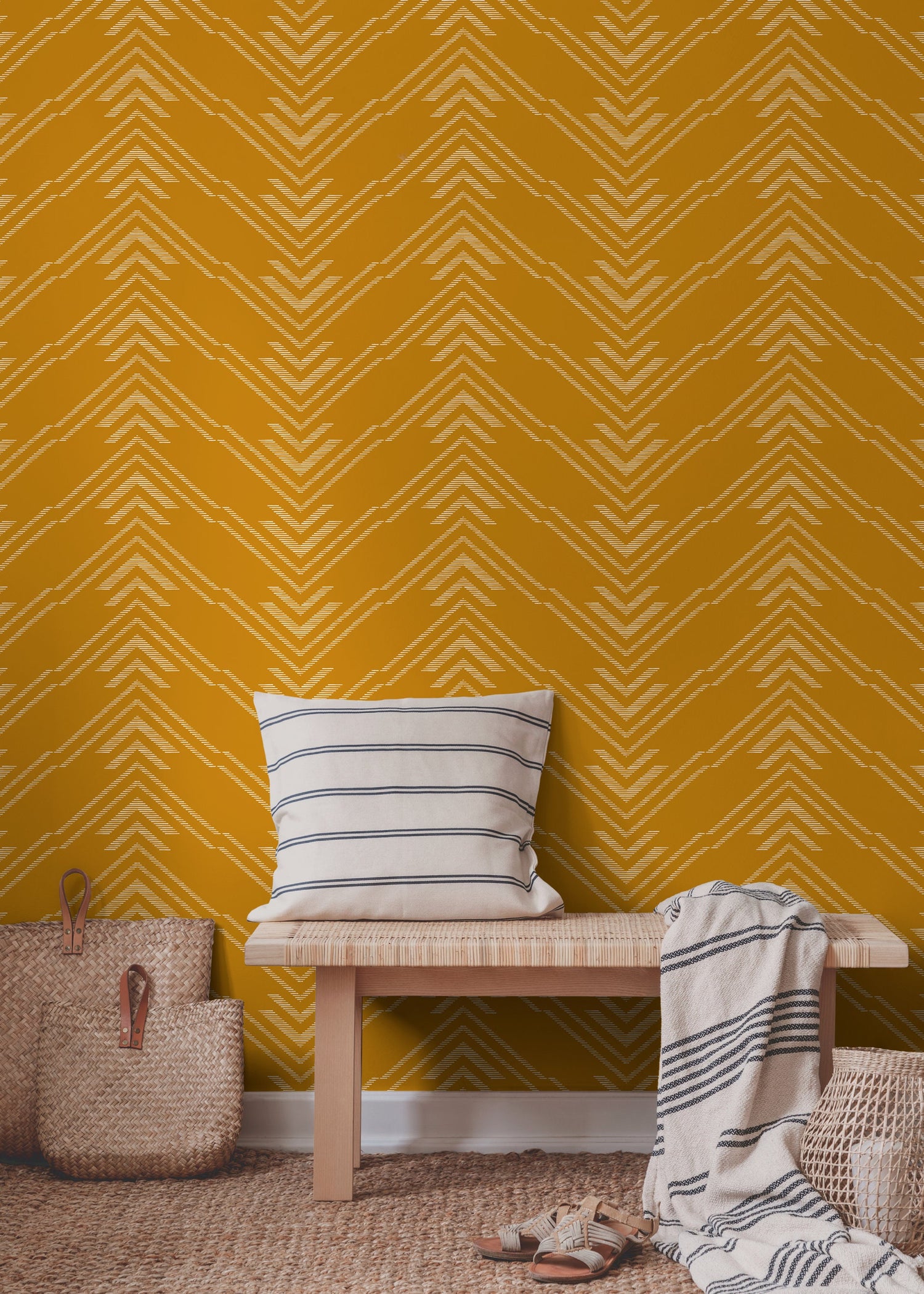 Geometric Arrow Motif Wallpaper - C497