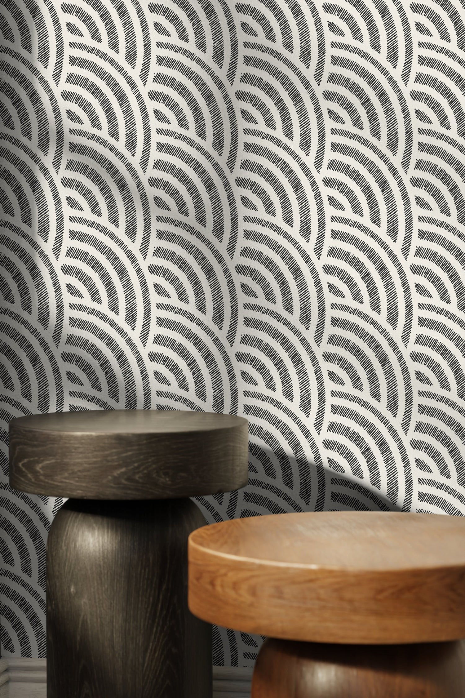 Monochromatic Line Pattern Wallpaper - C521