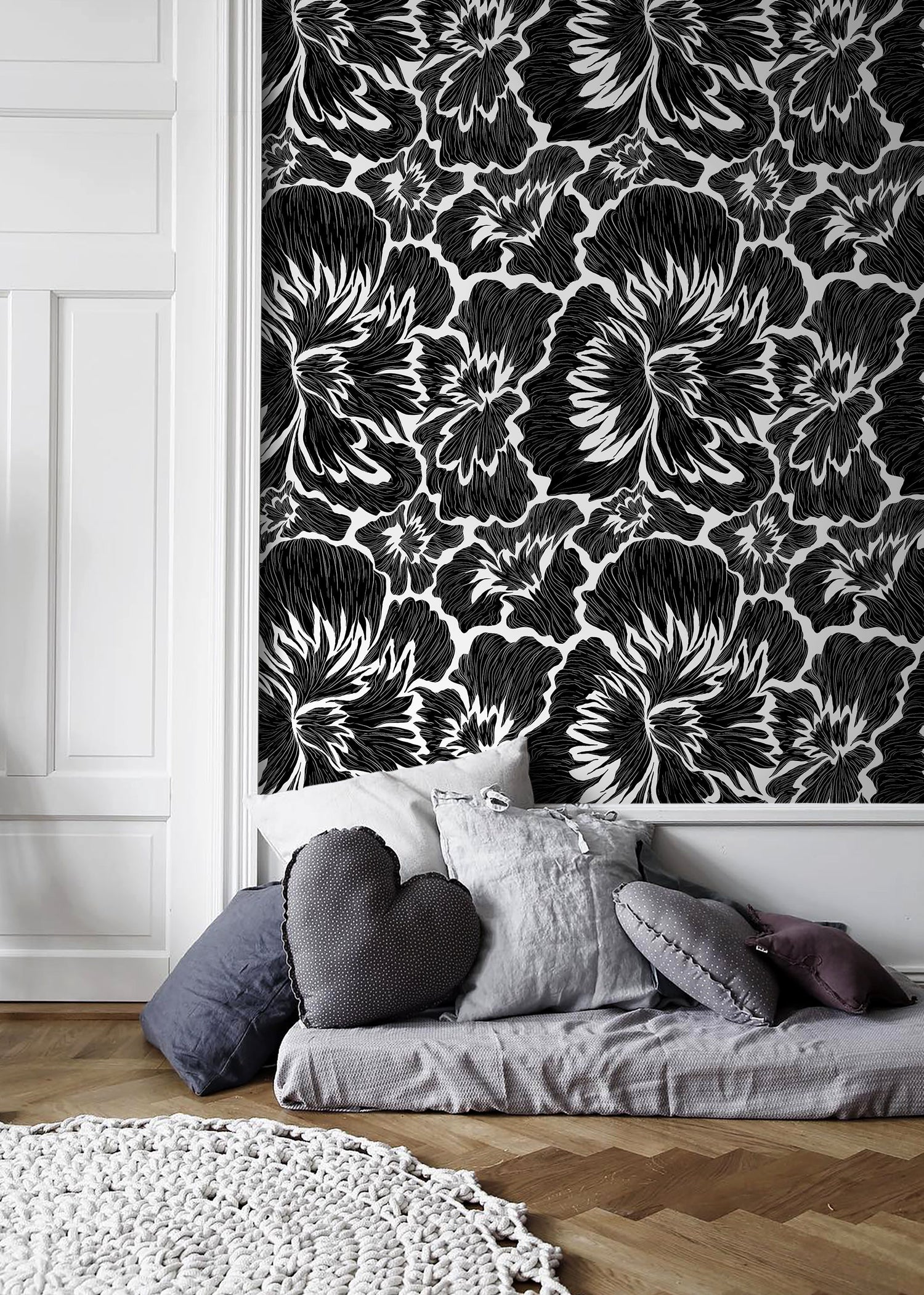 Floral Contrast Explosion Wallpaper - C677