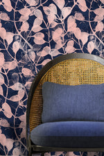 Elegant Navy Leaf Wallpaper - C873