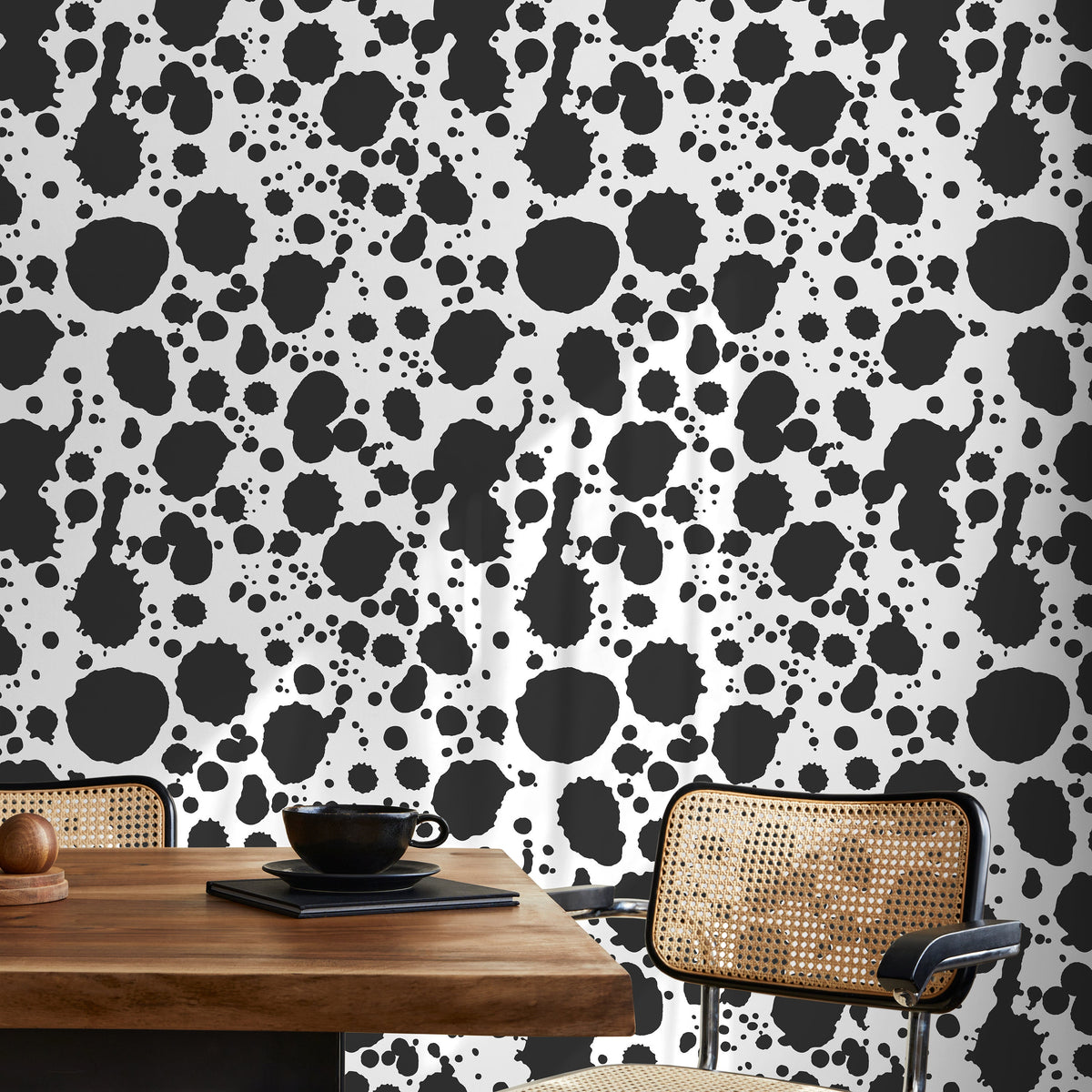 Wallpaper Peel and Stick Wallpaper Removable Wallpaper Home Decor Wall Art Wall Decor Room Decor / Black and White Ink Wallpaper - A665