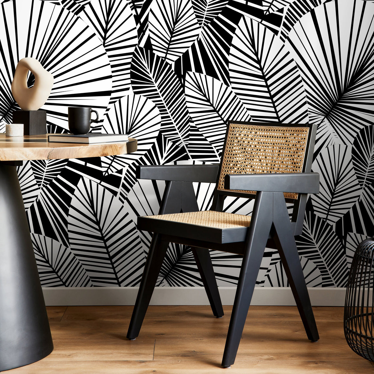 Wallpaper Peel and Stick Wallpaper Removable Wallpaper Home Decor Wall Decor Room Decor / Black and White Modern Leaves Wallpaper - B324