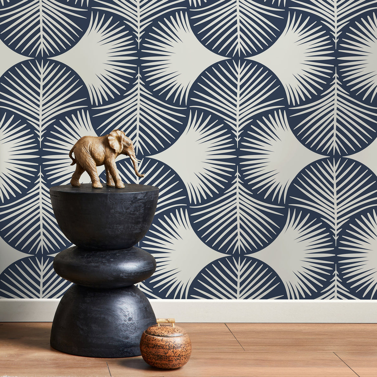 Modern Leaf Wallpaper Maximalist Peel and Stick and Traditional Wallpaper - C102