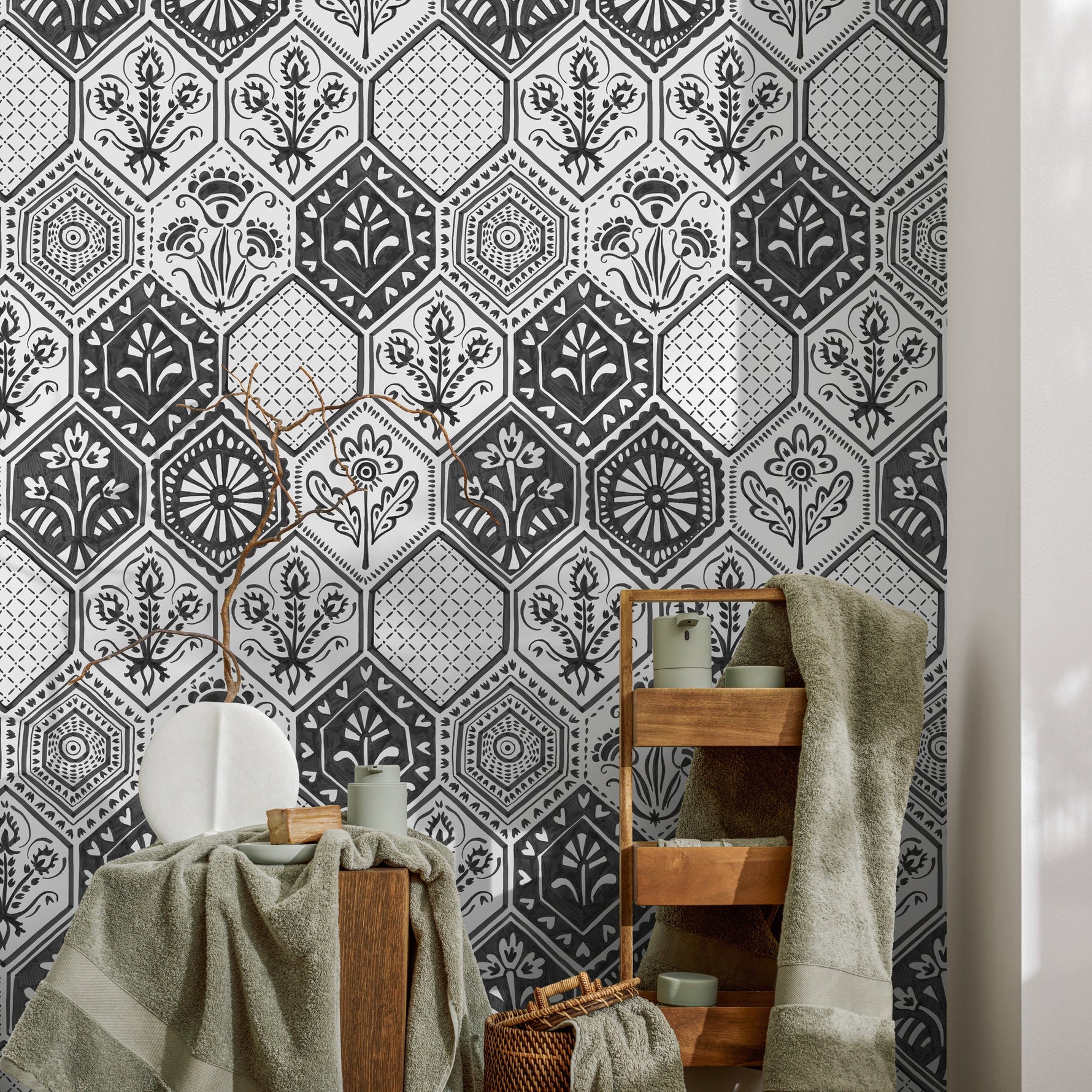 Intricate Hexagonal Motif Wallpaper - C446