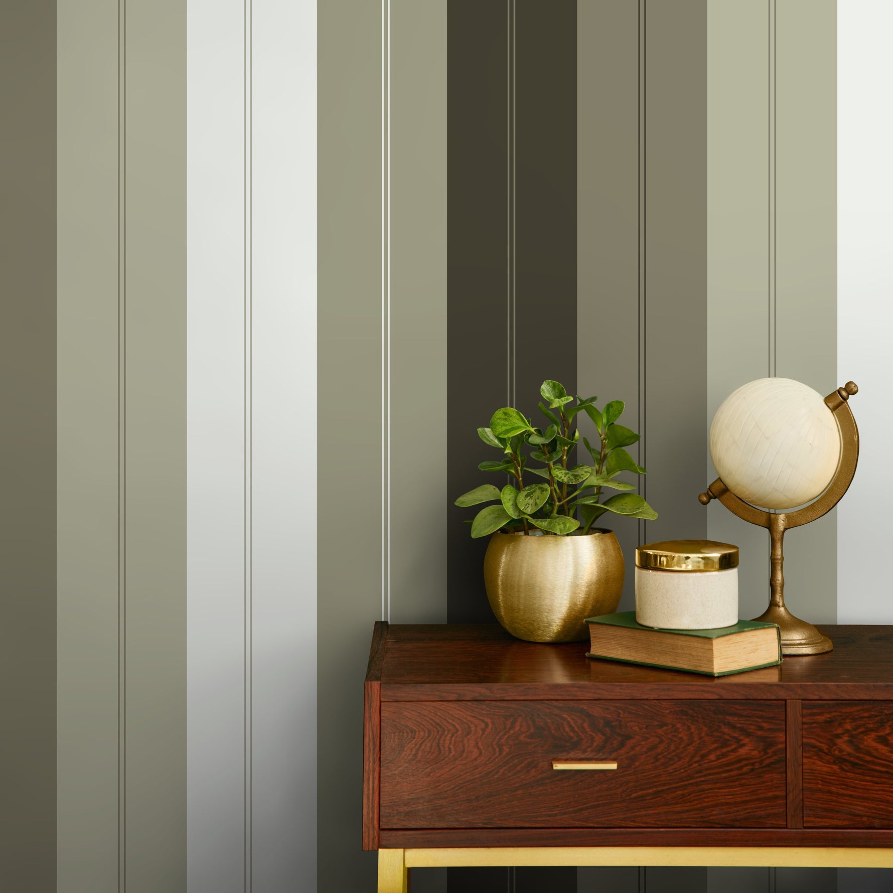 Green Modern Wallpaper Striped Wallpaper Peel and Stick and Traditional Wallpaper - D842