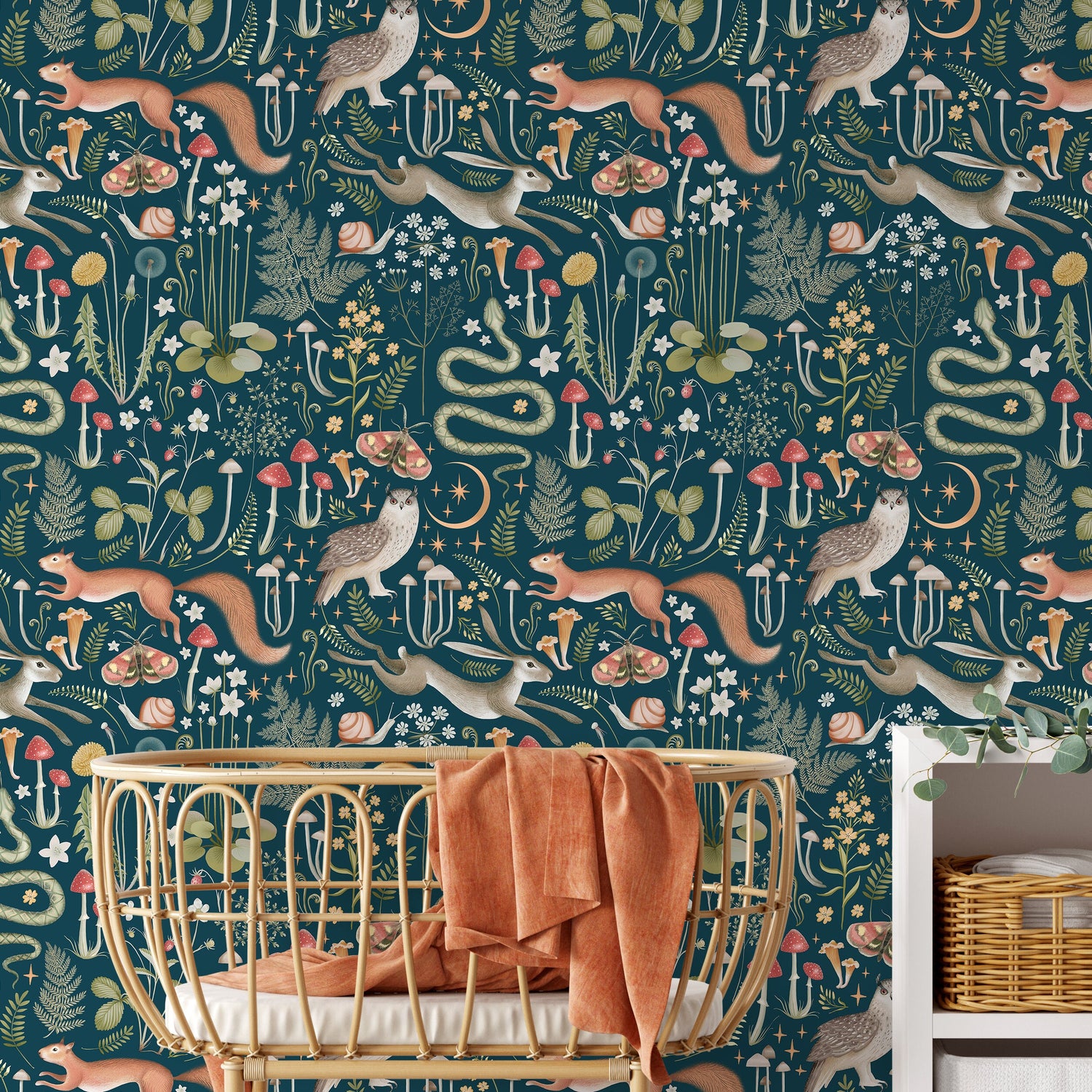 Woodland Wallpaper Forest Animal Wallpaper Peel and Stick and Traditional Wallpaper - D929