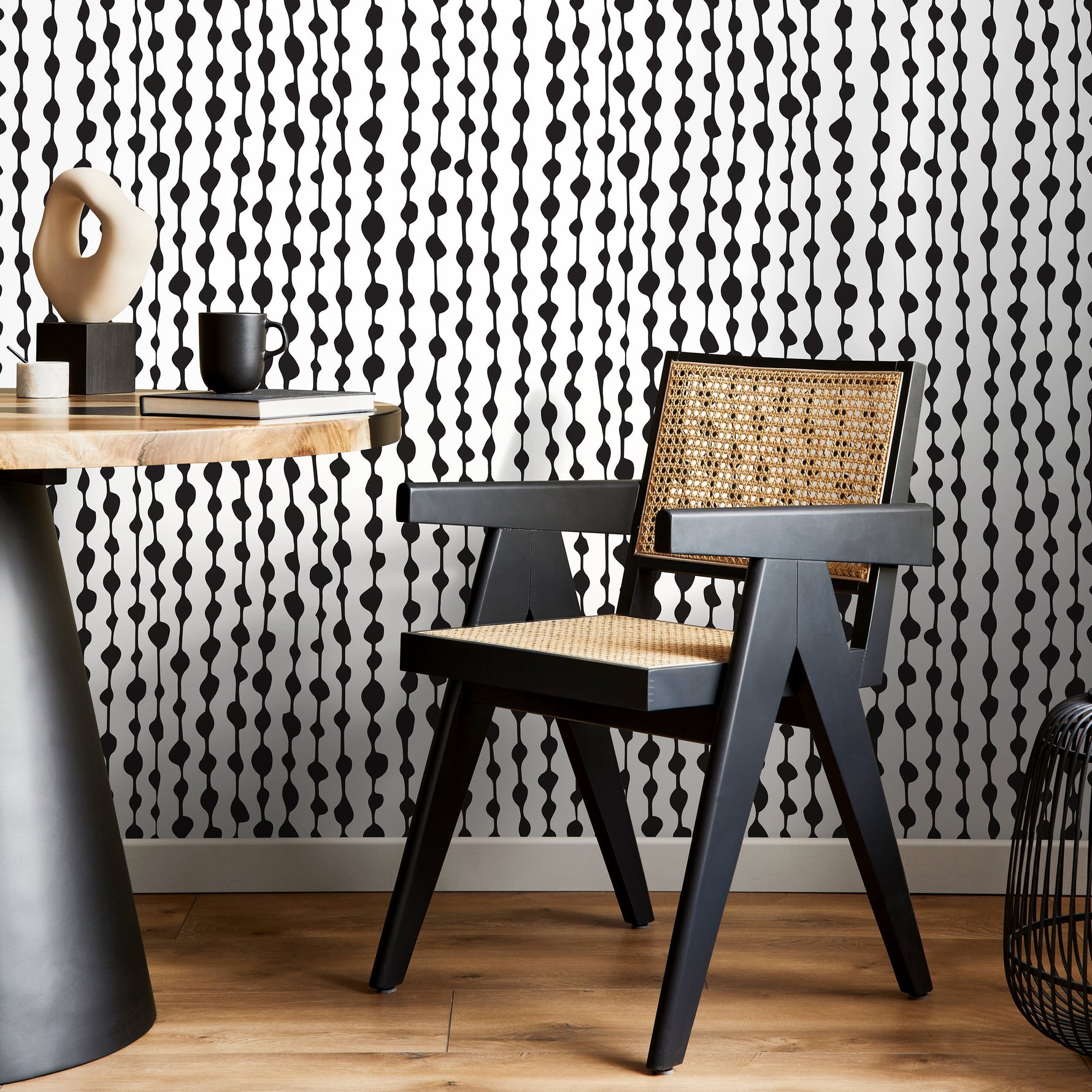 Temporary Wallpaper Peel and Stick Removable Wallpaper Abstract Dots Wall Paper Wall Mural - Black and White Wallpaper - A640