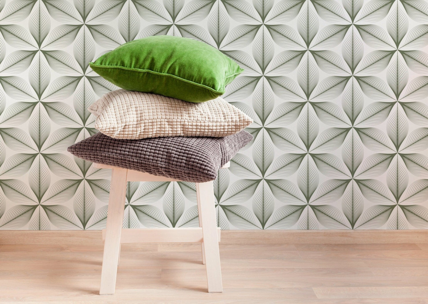 Leafy Elegance Wallpaper - B819 - WallTrend