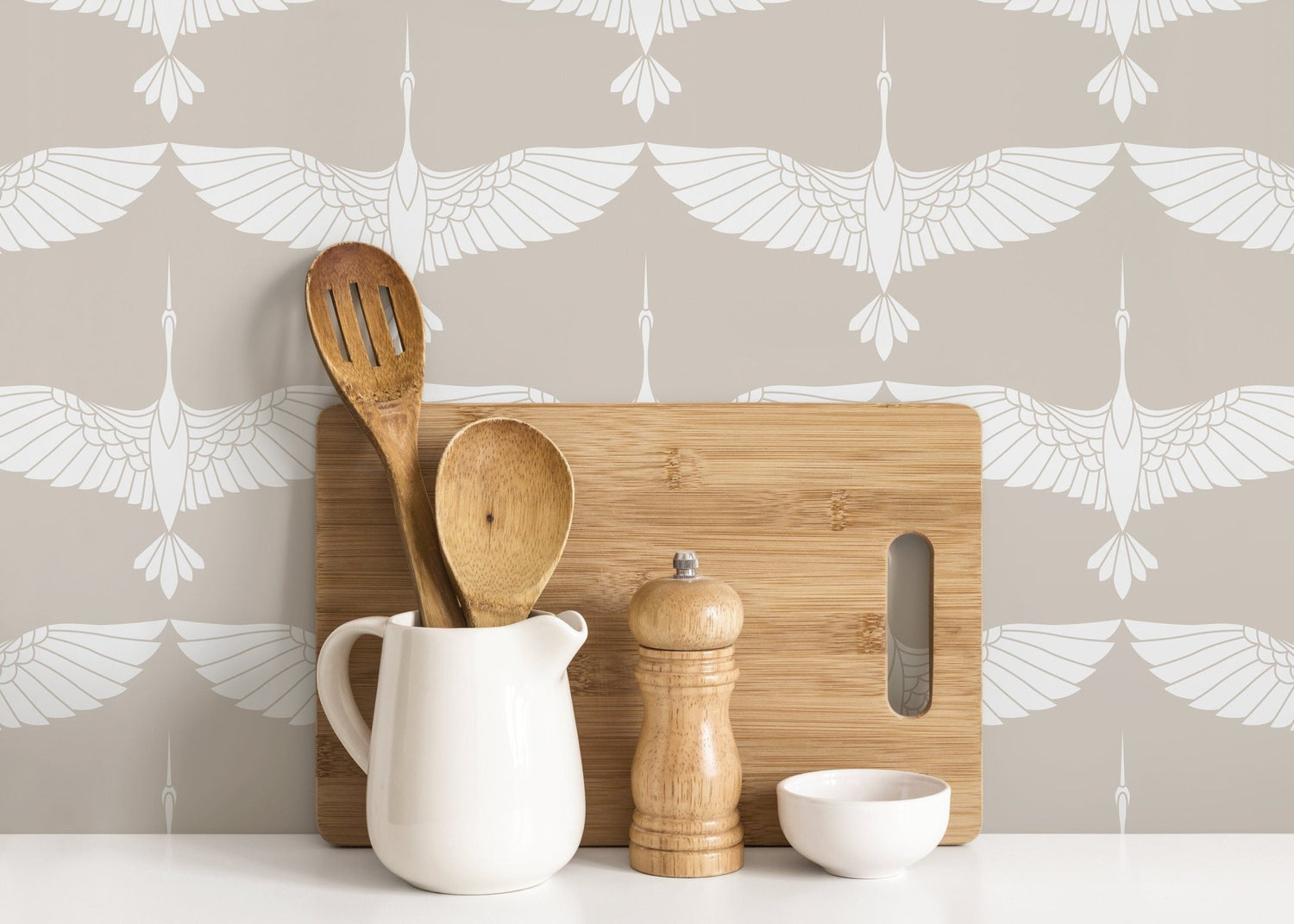 Mid Century Cranes Wallpaper Art Deco Swans Cream Wallpaper / Peel and Stick Wallpaper Removable Wallpaper Home Decor Wall Art - D085 - WallTrend