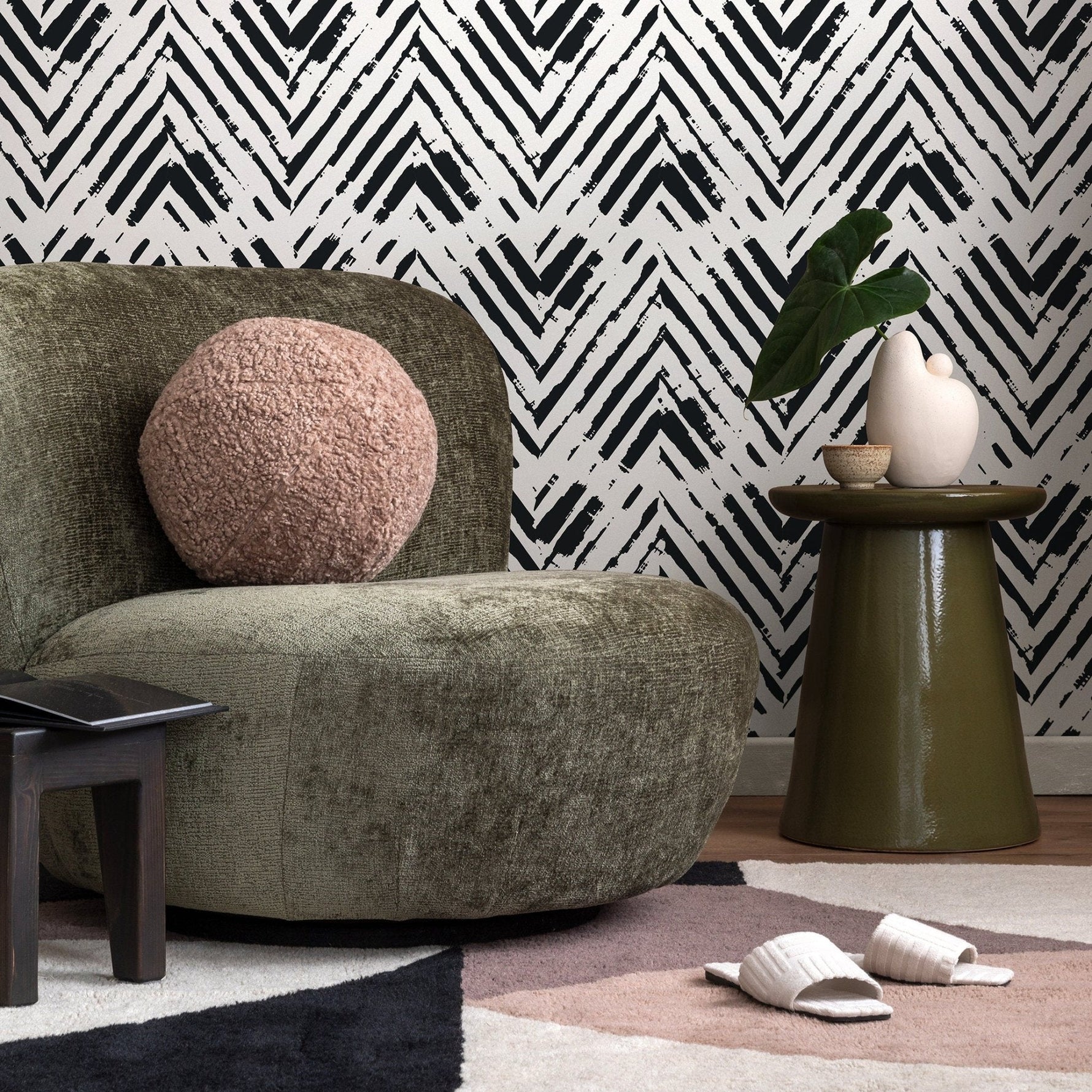 Modern Brushstrokes Chevron Wallpaper - A953 - WallTrend