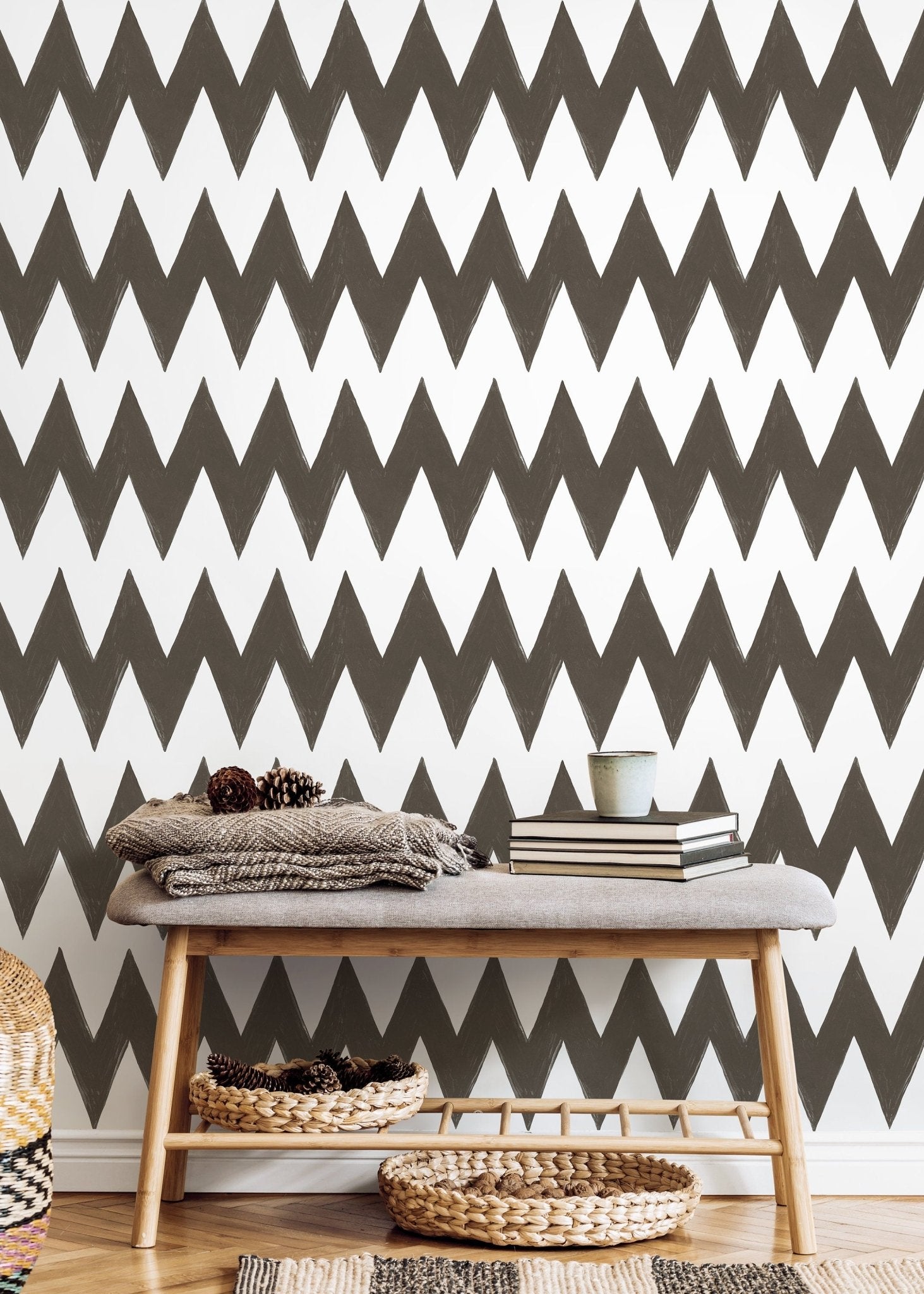 Modern Chevron Zigzag Wallpaper - C951 - WallTrend