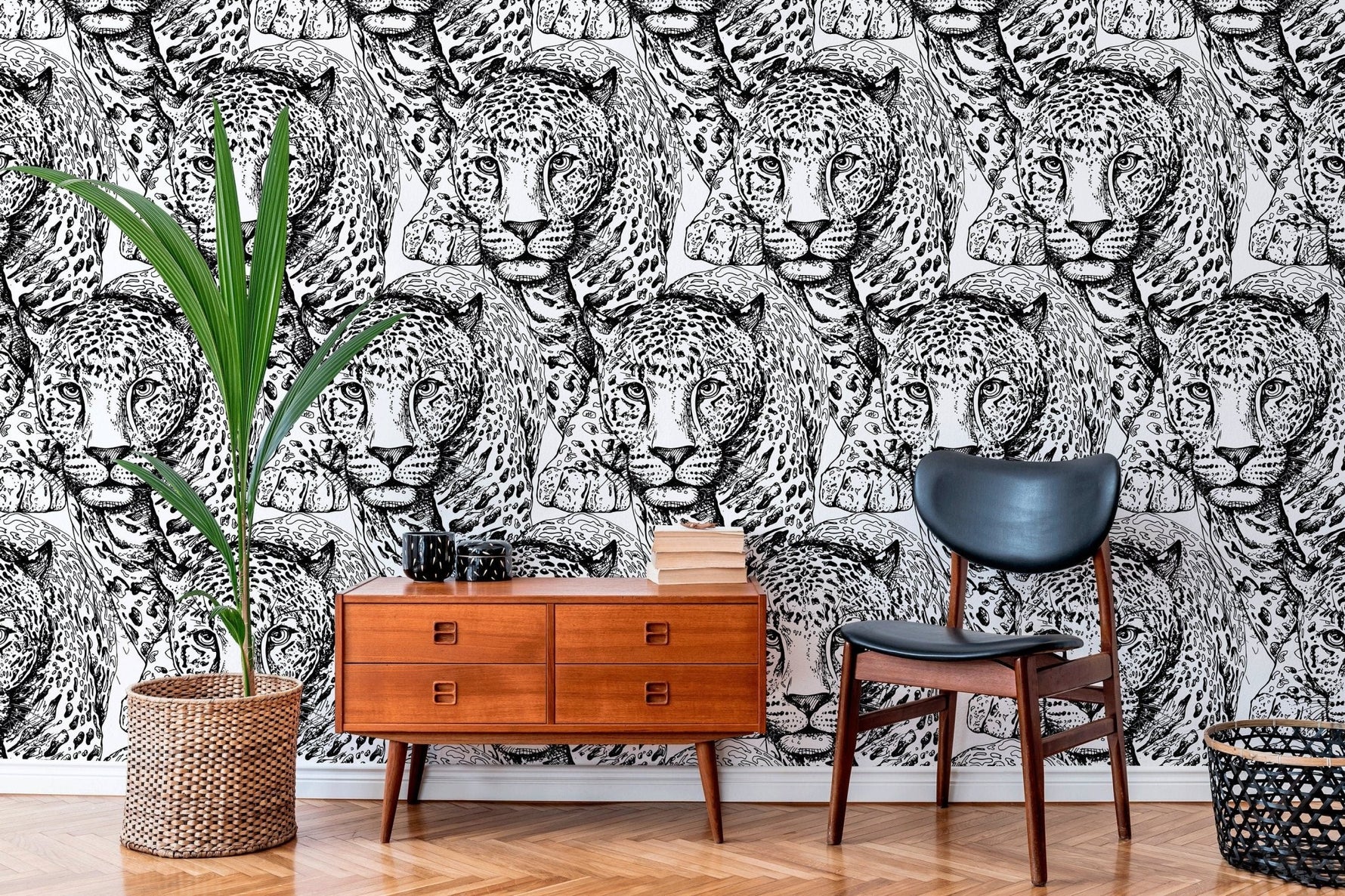 Monochrome Jungle Majesty Wallpaper - B525 - WallTrend