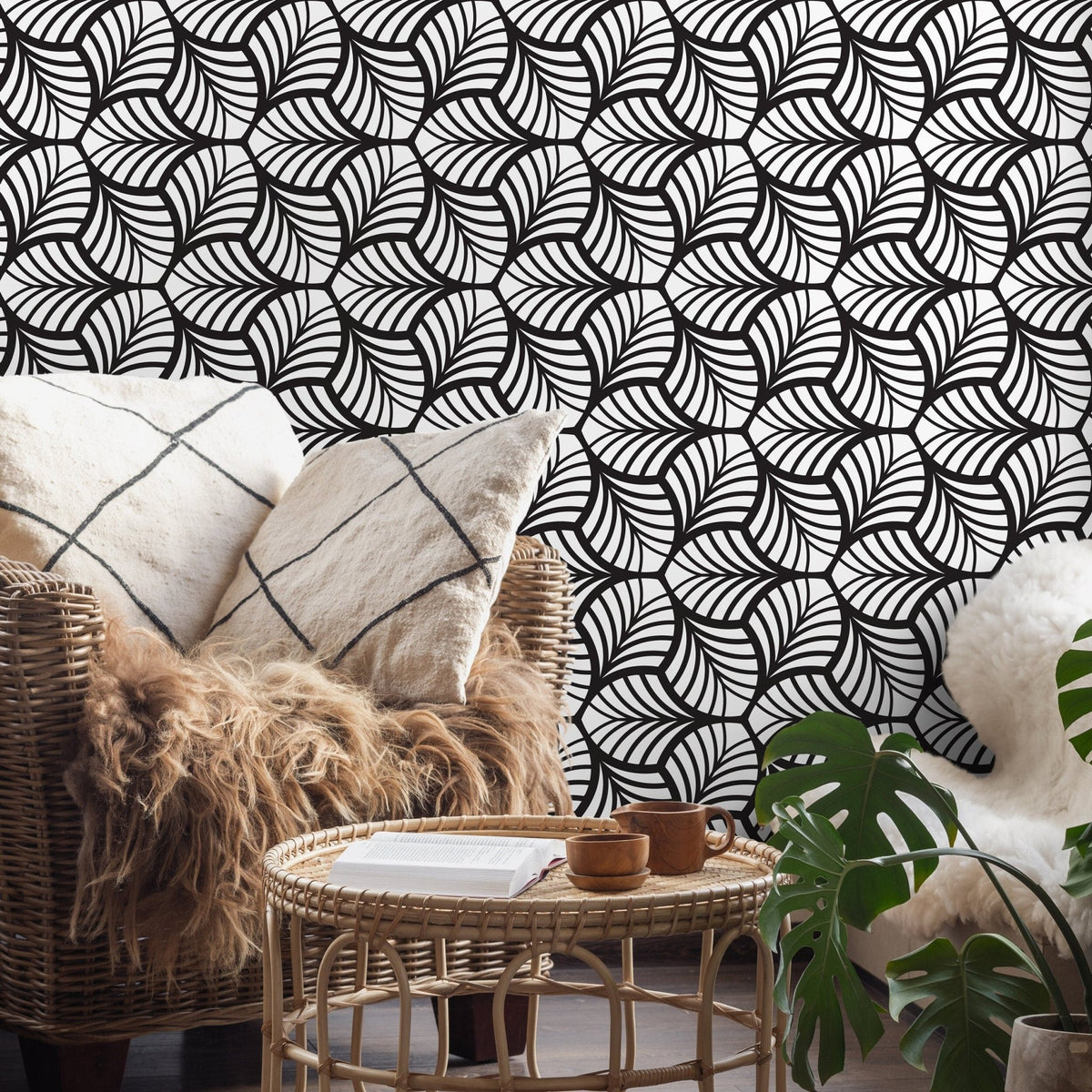 Monochrome Leaf Pattern Wallpaper - B666 - WallTrend