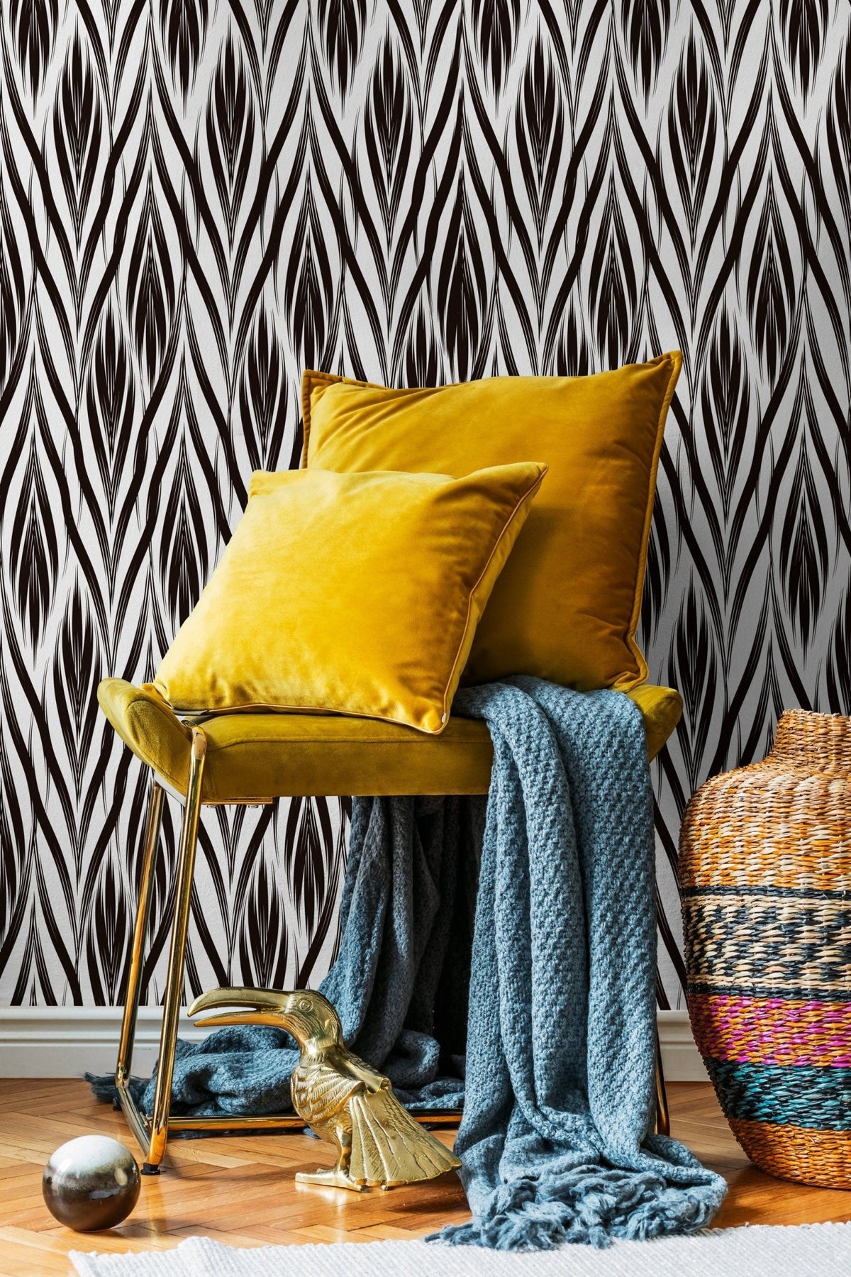 Monochrome Opulence Wallpaper - C101 - WallTrend