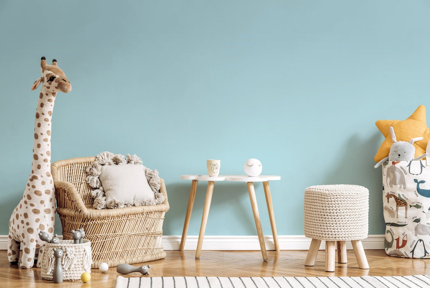 Soothing Aqua Geometric Wallpaper - D441 - WallTrend