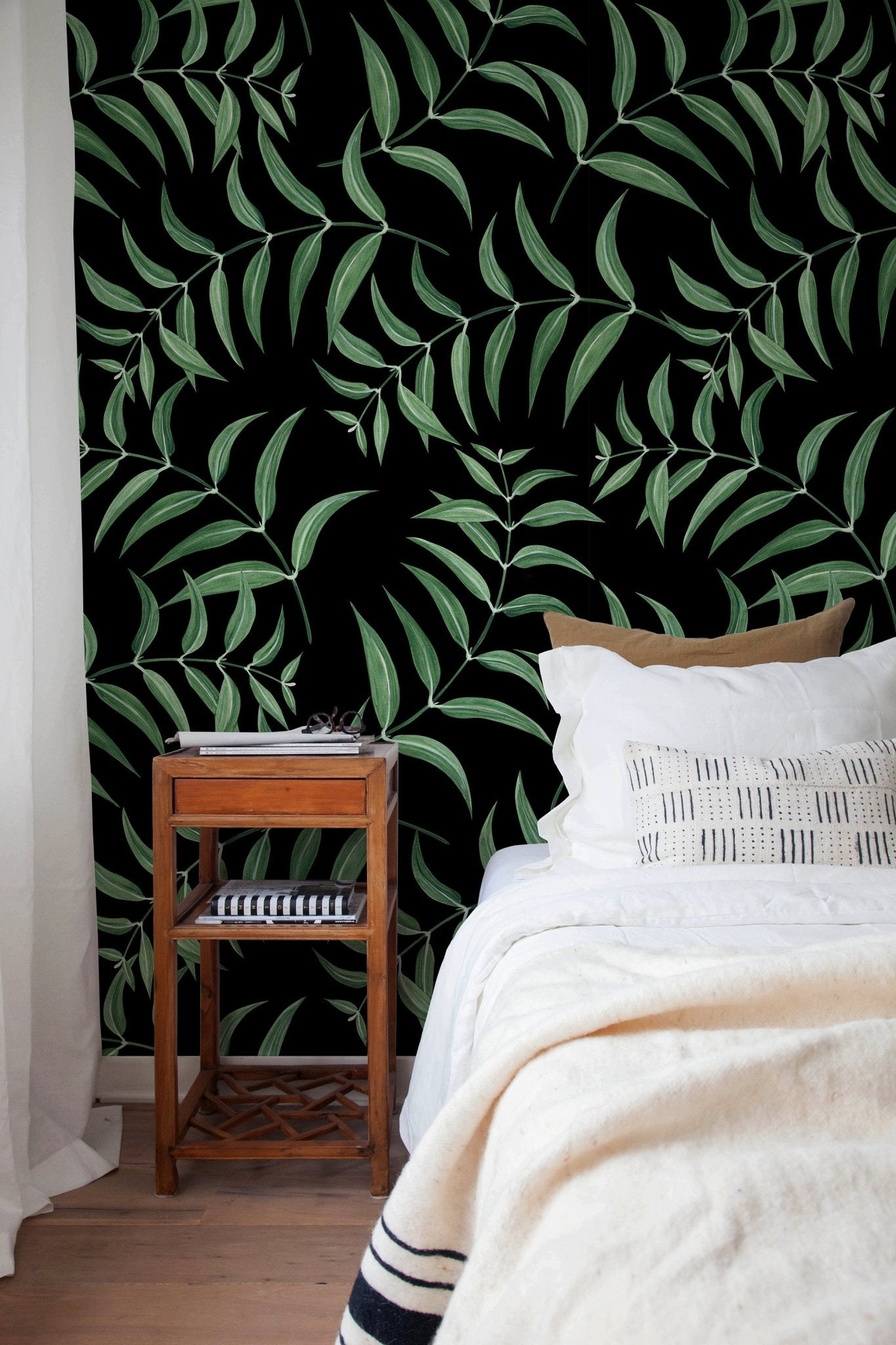 Timeless Botanical Elegance Wallpaper - X035 - WallTrend