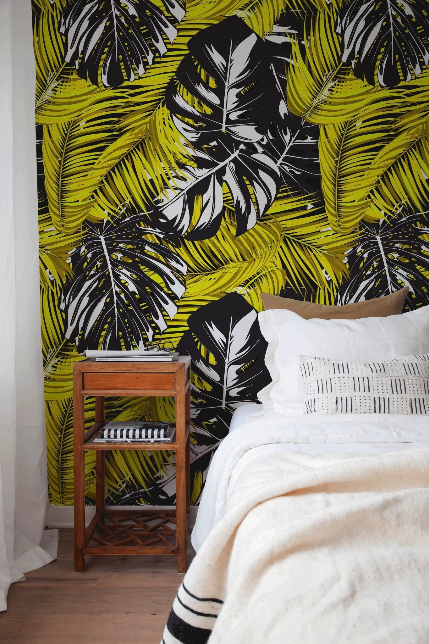 Tropical Leaves Wallpaper - B139 - WallTrend