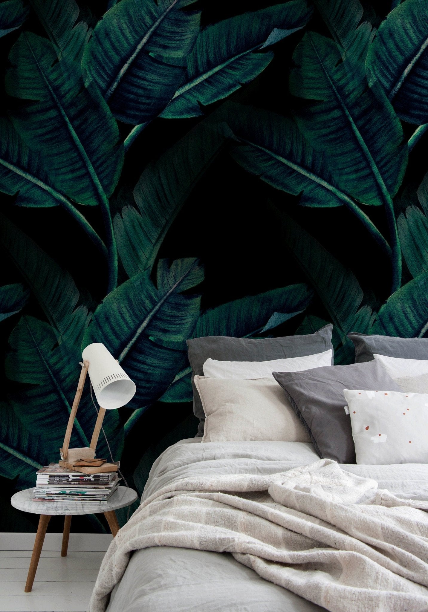 Tropical Midnight Leaves Wallpaper - B217 - WallTrend