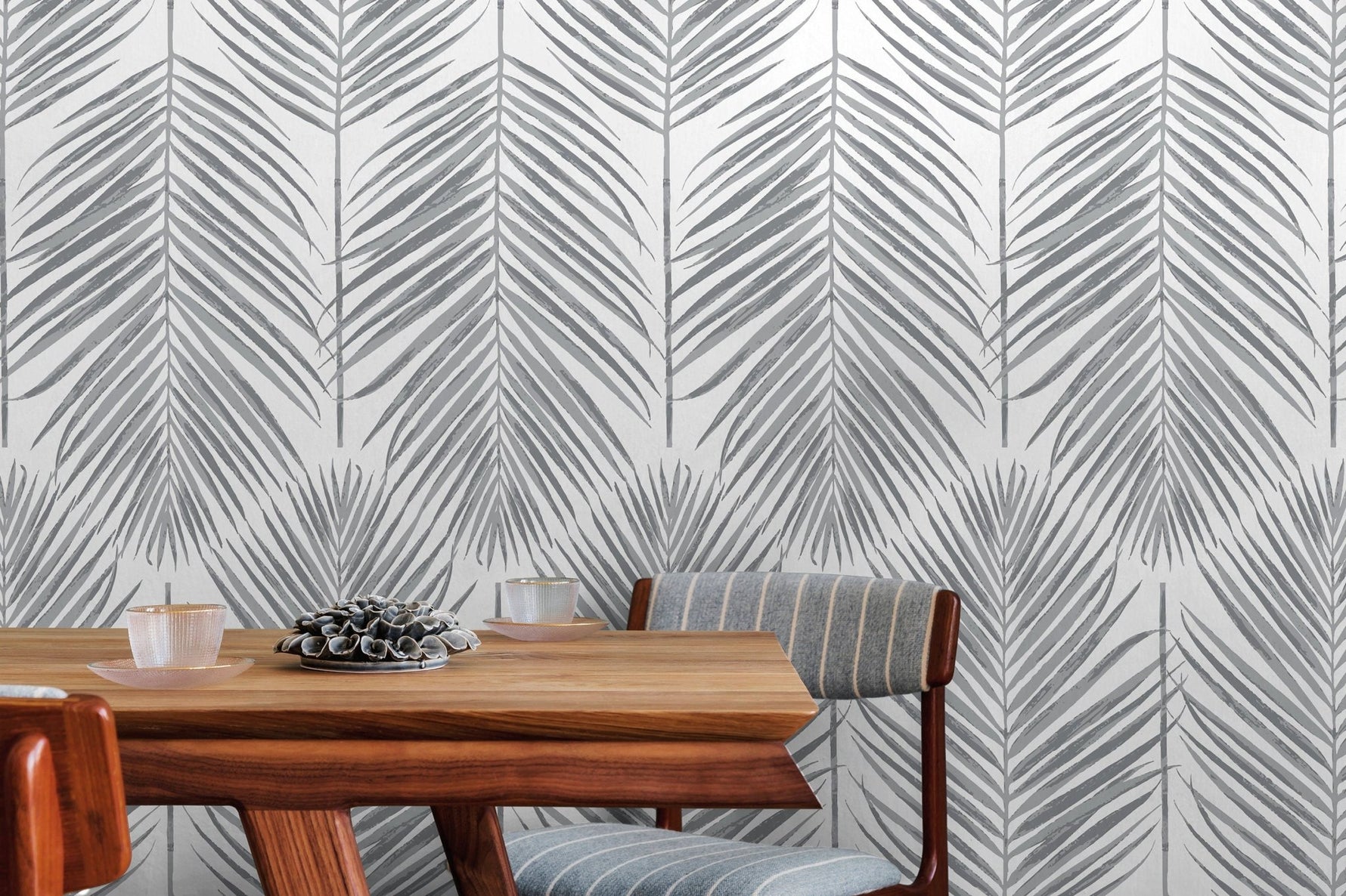 Tropical Palm Leaf Wallpaper - C097 - WallTrend