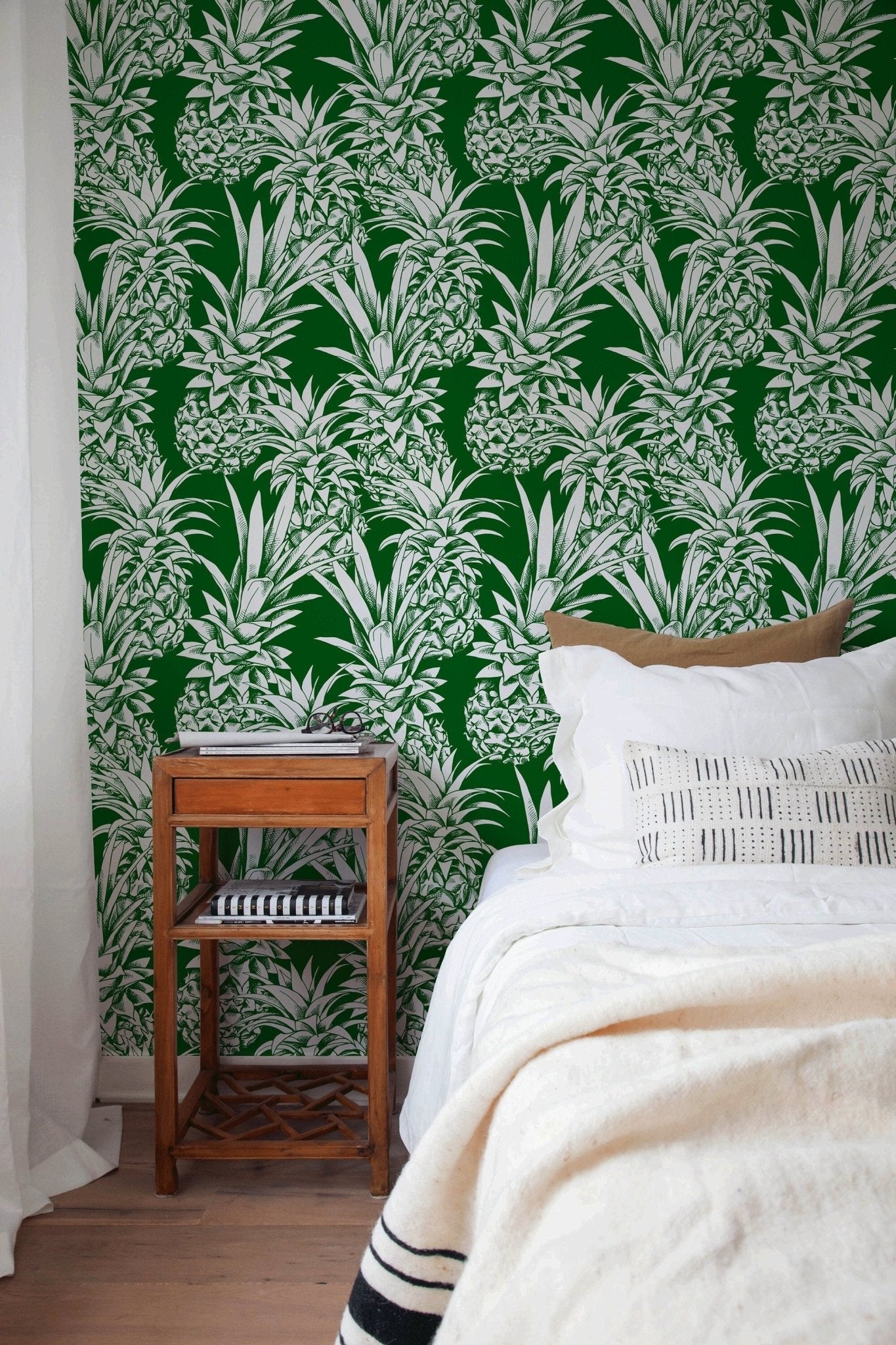 Tropical Pineapple Paradise Wallpaper - B643 - WallTrend
