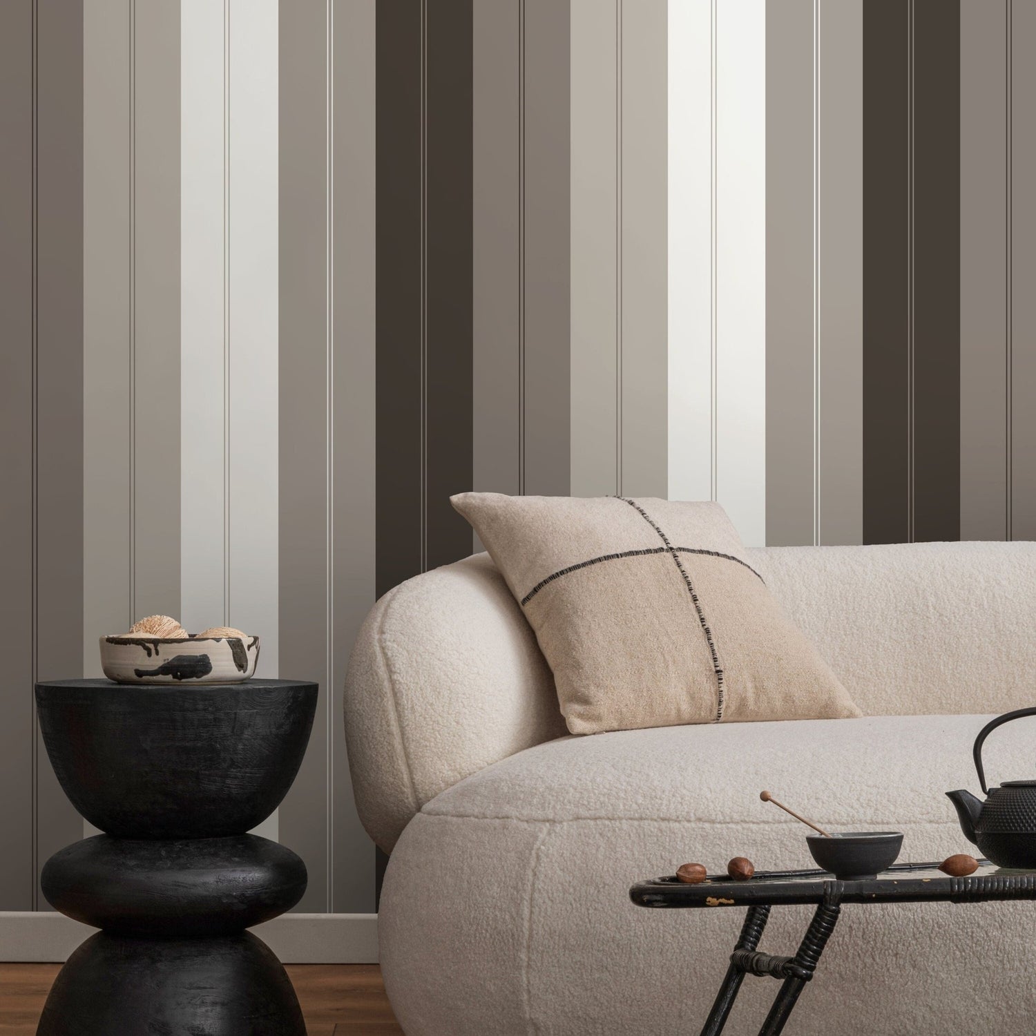 Vertical Striped Wallpaper Modern Wallpaper Peel and Stick and Traditional Wallpaper - D807 - WallTrend