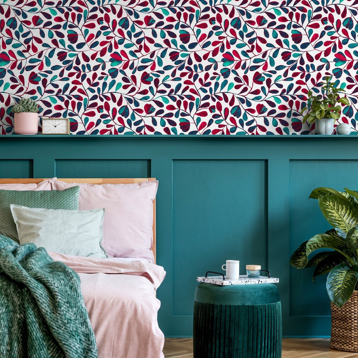 Vibrant Botanical Leaves Wallpaper - B430 - WallTrend