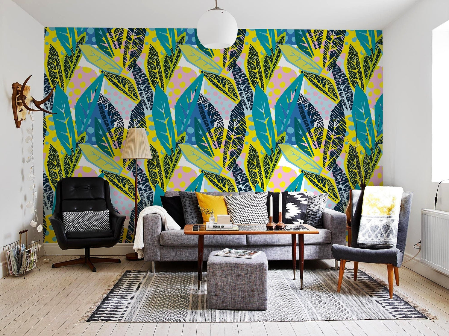 Vibrant Tropical Foliage Wallpaper - B181 - WallTrend