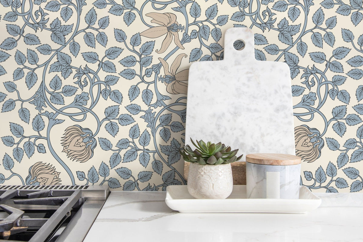 Vine and Lion Wallpaper - D506 - WallTrend