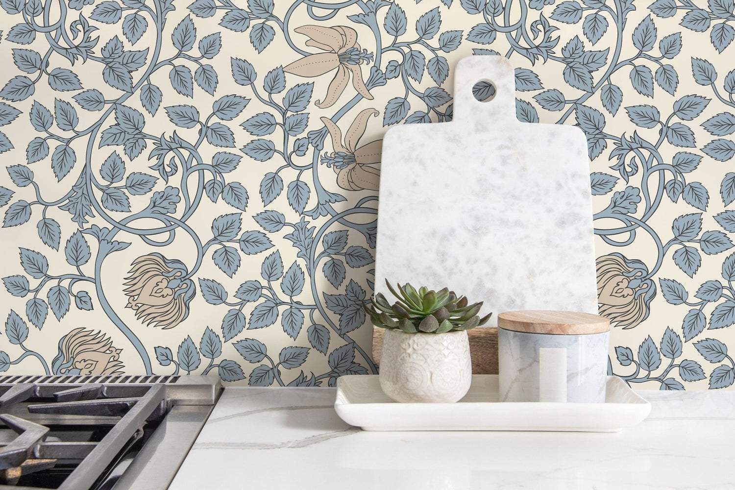 Vine and Lion Wallpaper - D506 - WallTrend