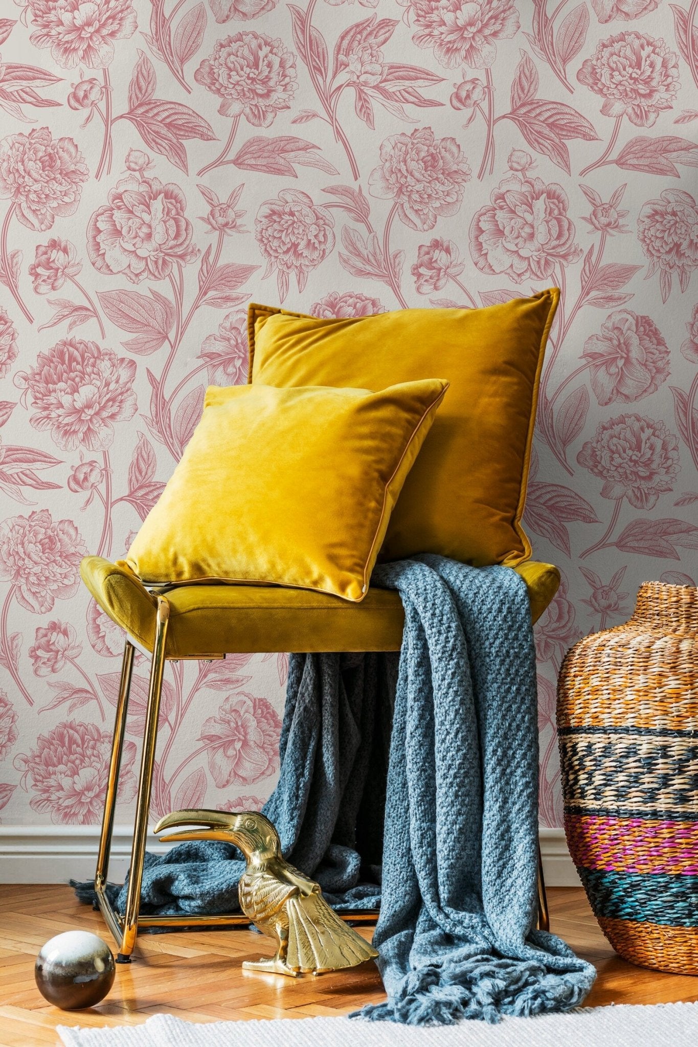 Vintage Floral Elegance Wallpaper - C052 - WallTrend