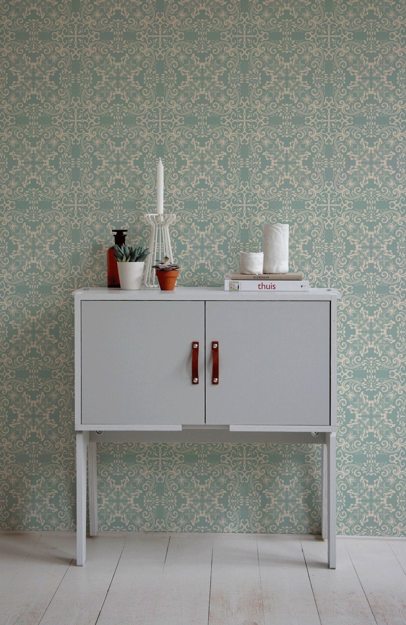 Vintage Floral Symmetry Wallpaper - B667 - WallTrend