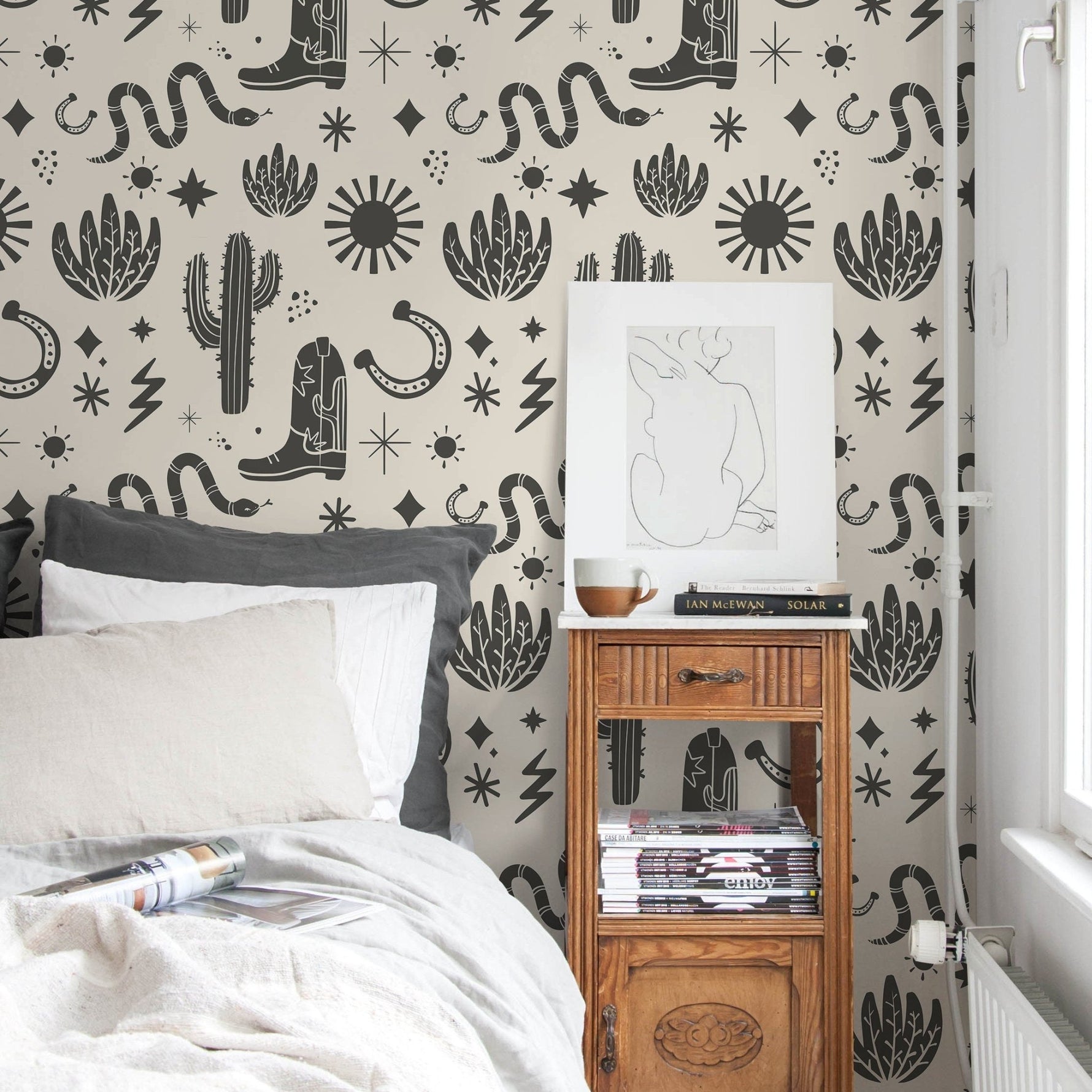 Vintage Western Wallpaper Cowboys Boots Wallpaper Peel and Stick and Traditional Wallpaper - D826 - WallTrend